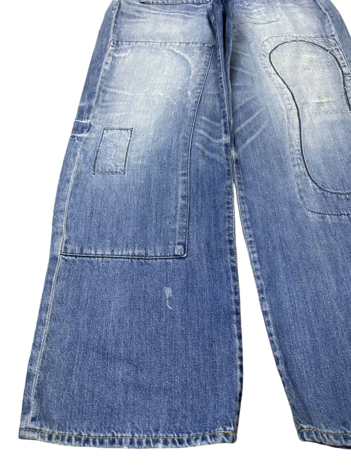Japanese Brand Vintage Japanese Brand Faded Blue Wash Patched Baggy Jeans Size US 31 - 6 Thumbnail