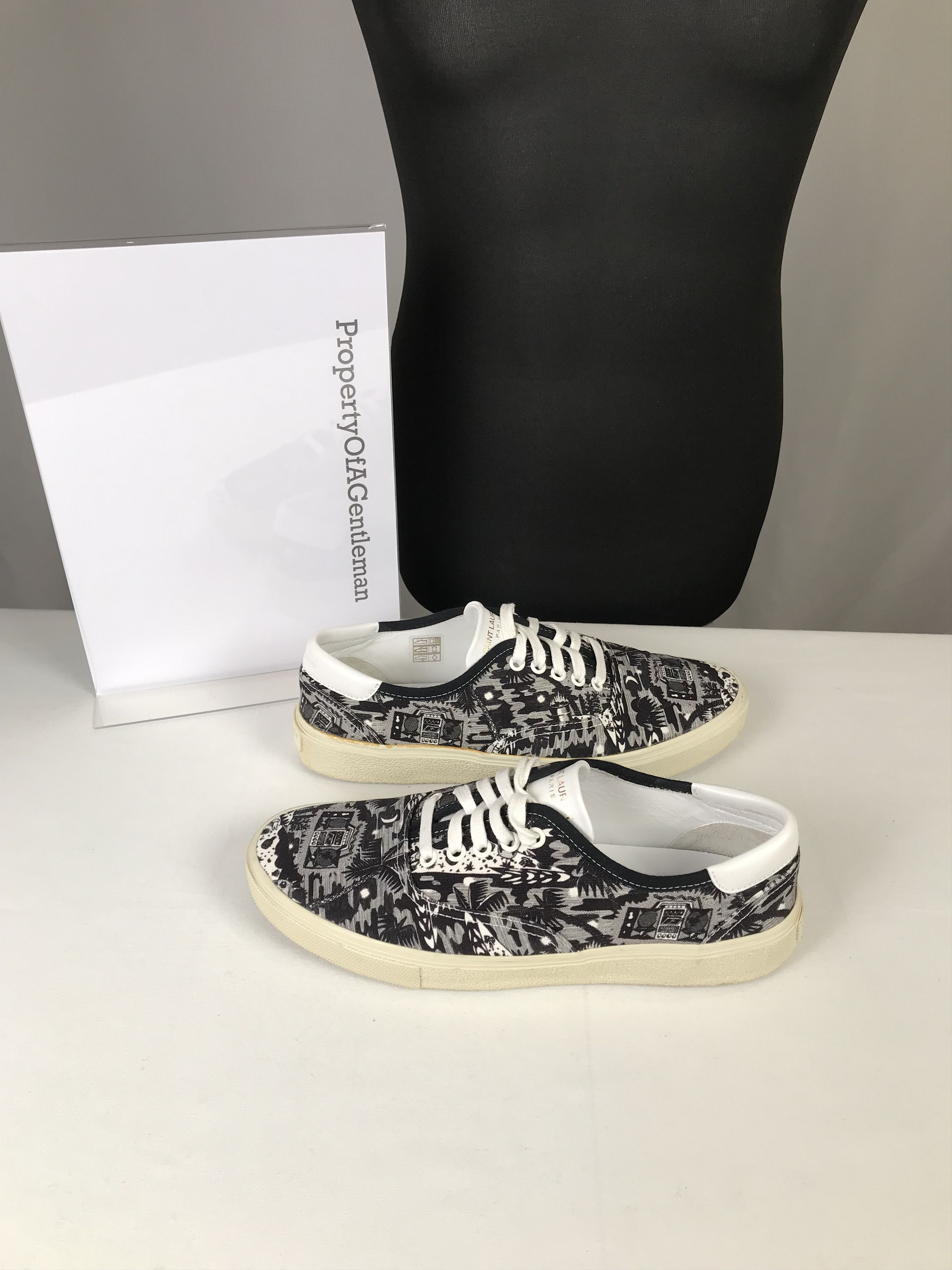 Saint Laurent Paris Saint Laurent Canvas Black & White Sneaker Size US 10 / EU 43 - 5 Thumbnail