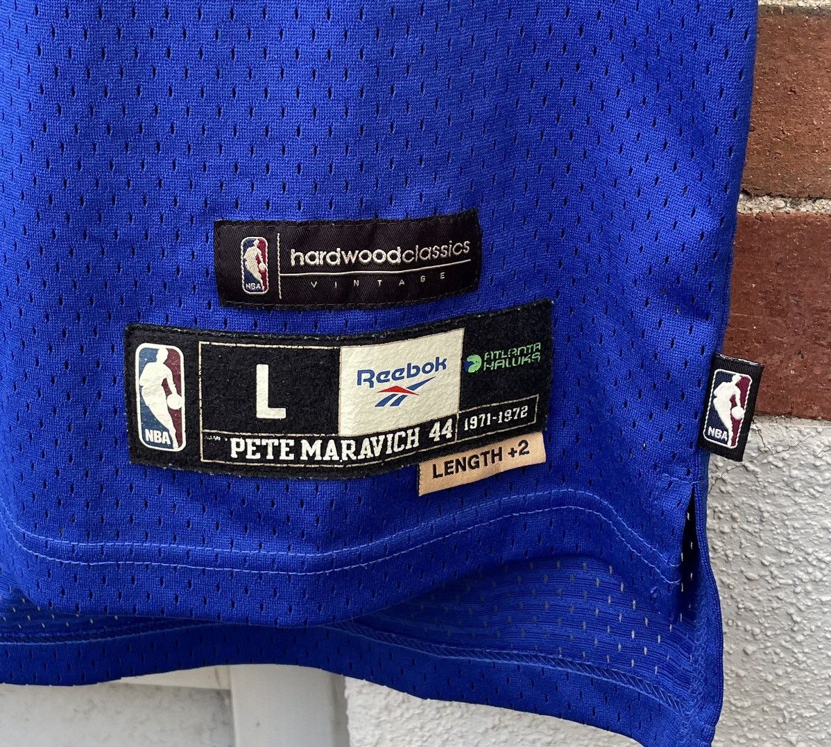 Reebok Reebok Atlanta Hawks Pistol Pete Maravich Swingman Jersey Size US L / EU 52-54 / 3 - 3 Thumbnail