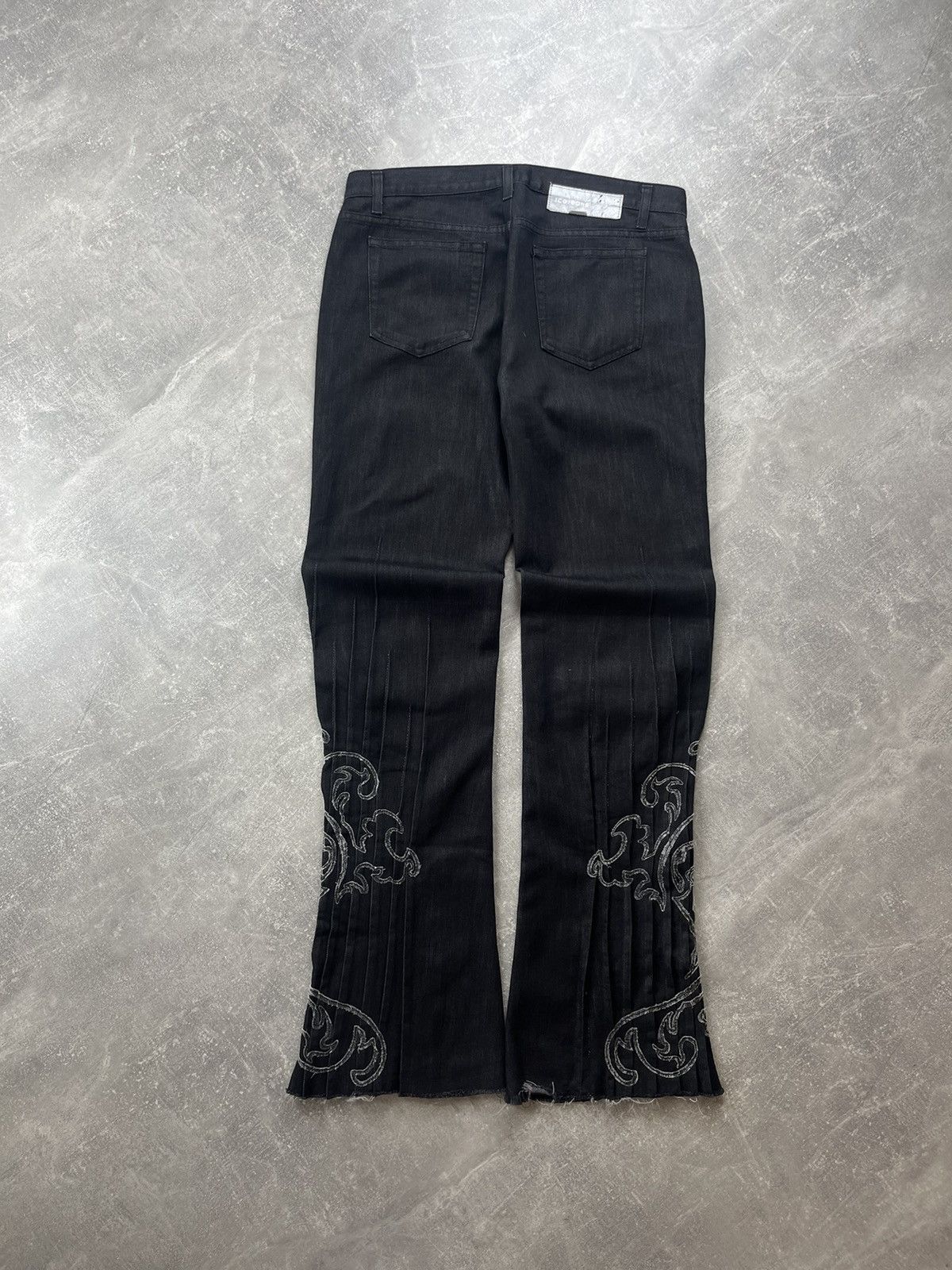 Iceberg Iceberg Jeans Black Denim Pants Embroidered Flare Y2K Size 30" / US 8 / IT 44 - 2 Thumbnail