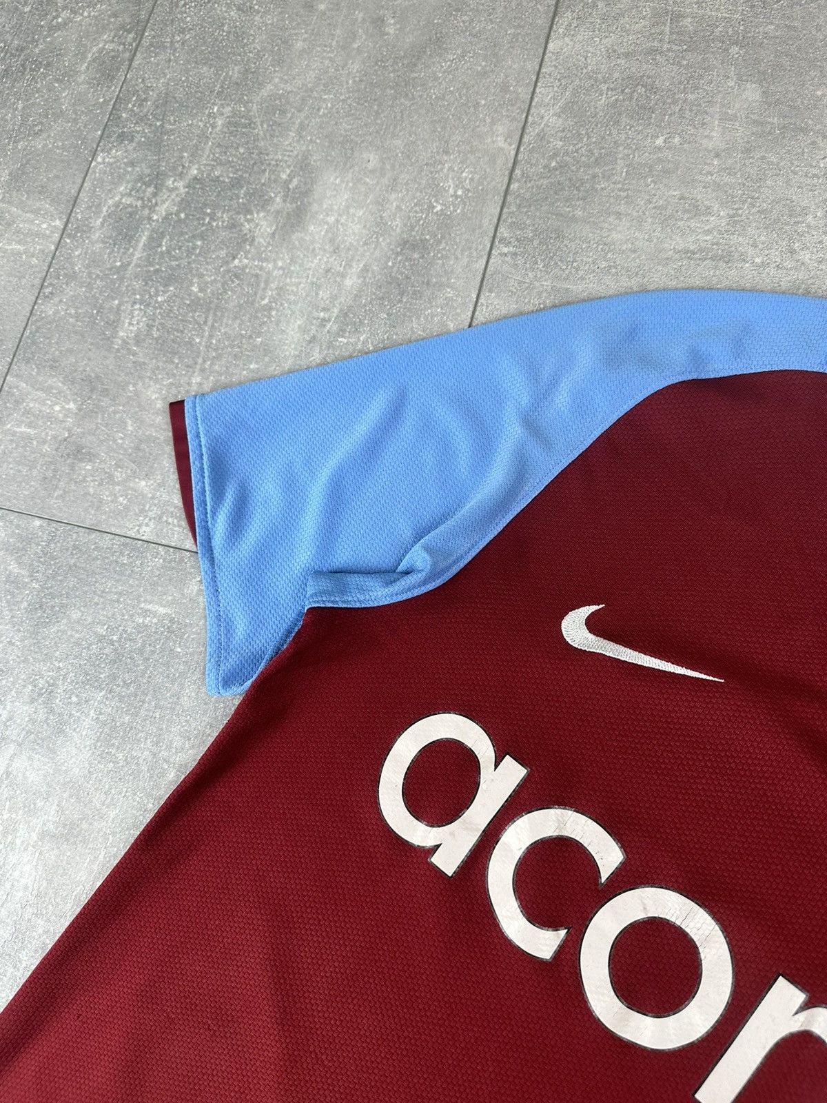 Nike Nike Aston Villa 2008/09 Home Soccer Football Jersey Size US S / EU 44-46 / 1 - 14 Thumbnail