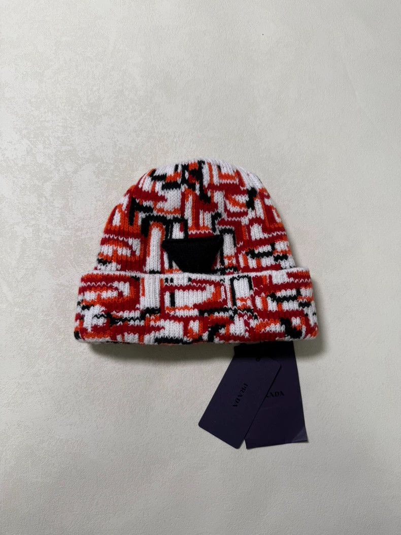 Prada Prada Red and white cashmere knitted cold hat 2502-Nextarro Size ONE SIZE - 1 Thumbnail