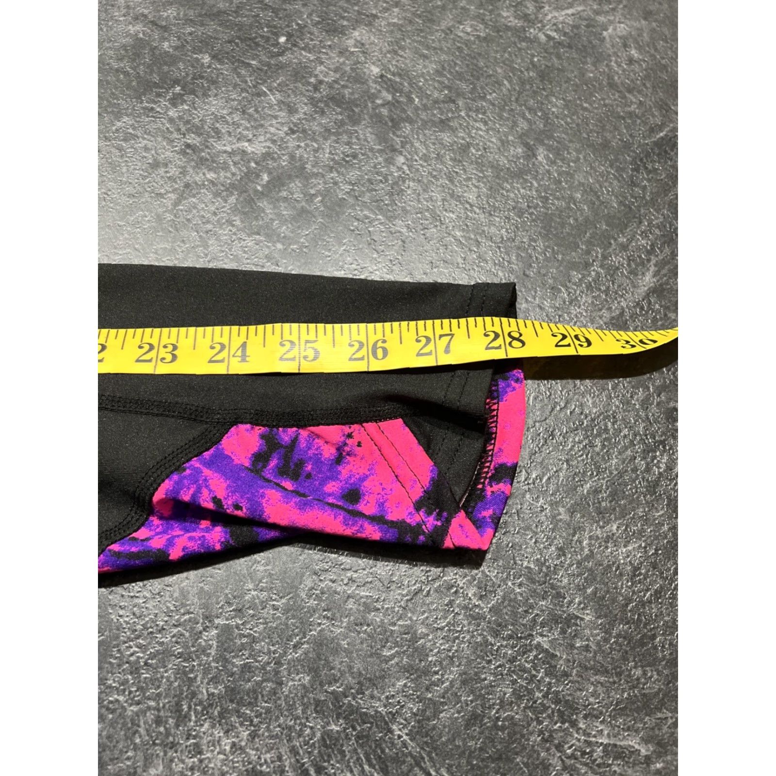 Vintage ZONE PRO Activewear Leggings Medium M Black Pink Geometric Compression Stretch Womens Size 32" / US 10 / IT 46 - 6 Thumbnail