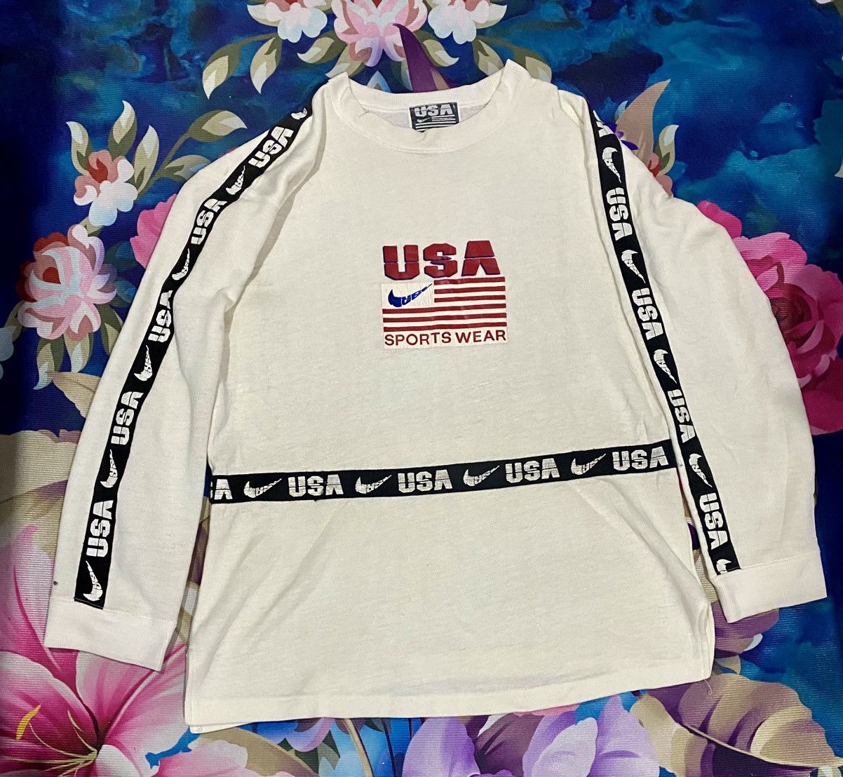 Nike Vtg bootleg Nike USA sweatshirt Size US M / EU 48-50 / 2 - 1 Thumbnail