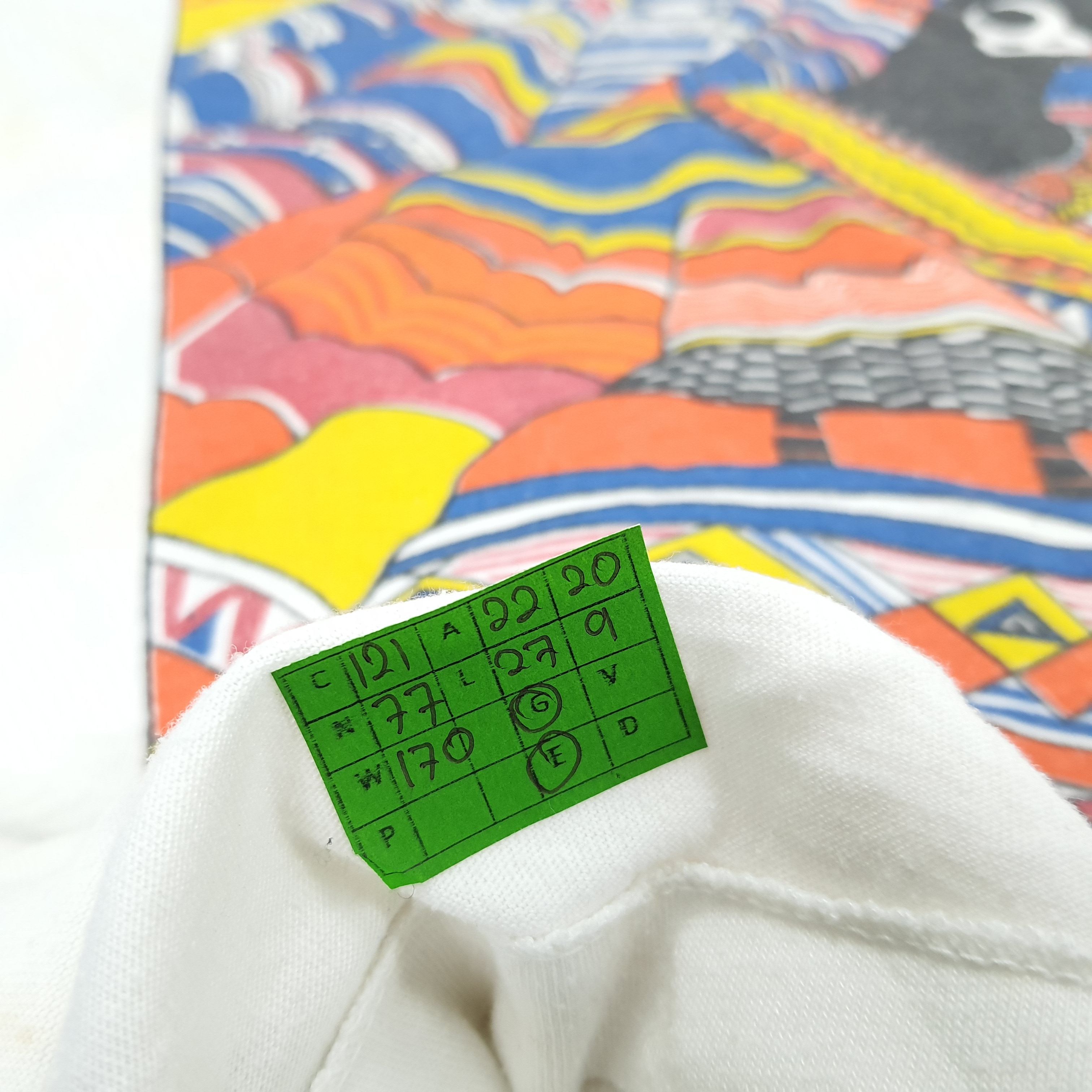 Vintage Vintage Guavaberry Sint Maarten Art T-shirt Size US L / EU 52-54 / 3 - 7 Thumbnail