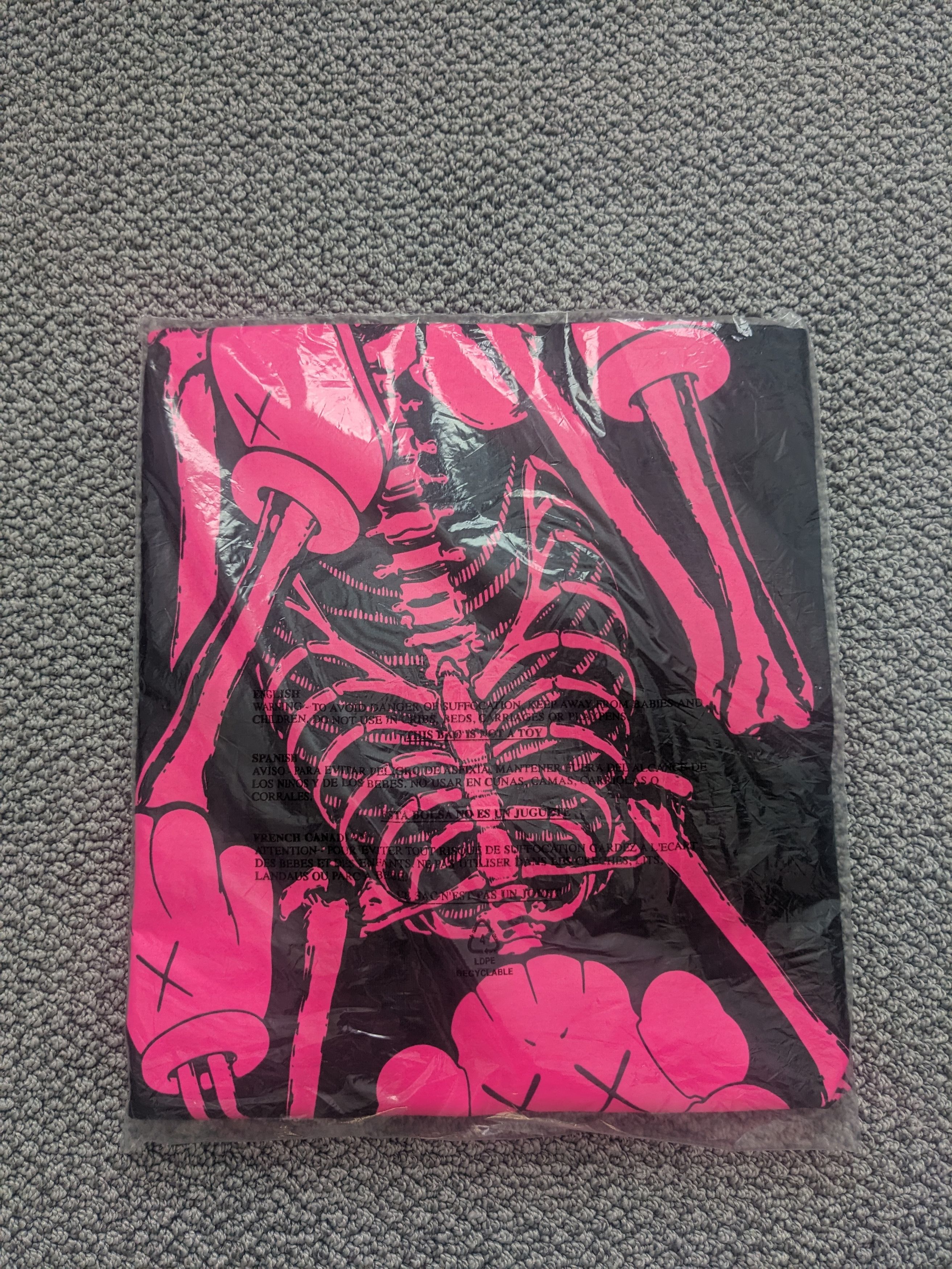 Kaws KAWS Skeleton New Fiction T-Shirt Pink 2021 (KAWS-SS02) Size US XXL / EU 58 / 5 - 4 Thumbnail