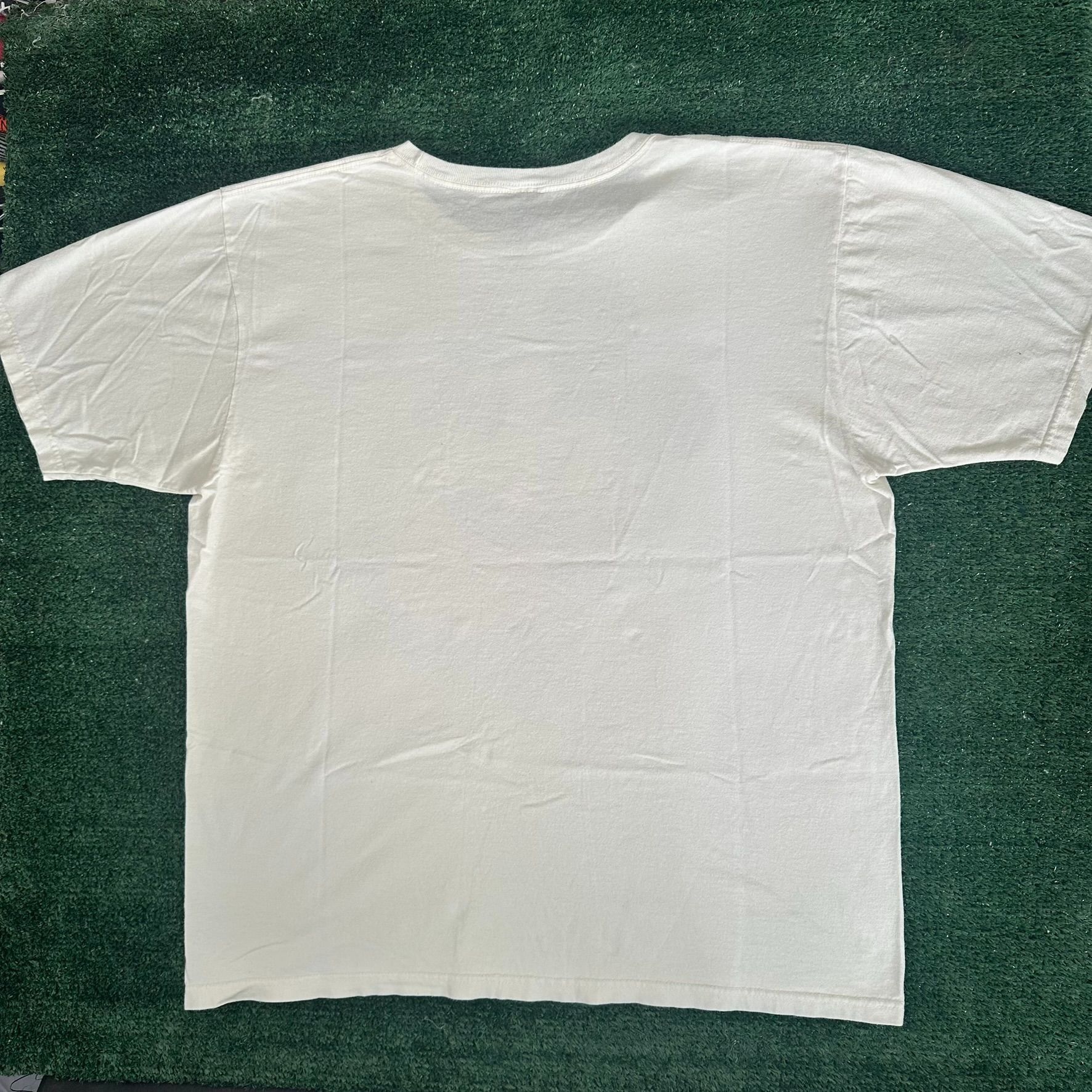 Disney Mickey Mouse Peace Sign T-Shirt Disneyland Walt Disney World Size US XL / EU 56 / 4 - 5 Thumbnail