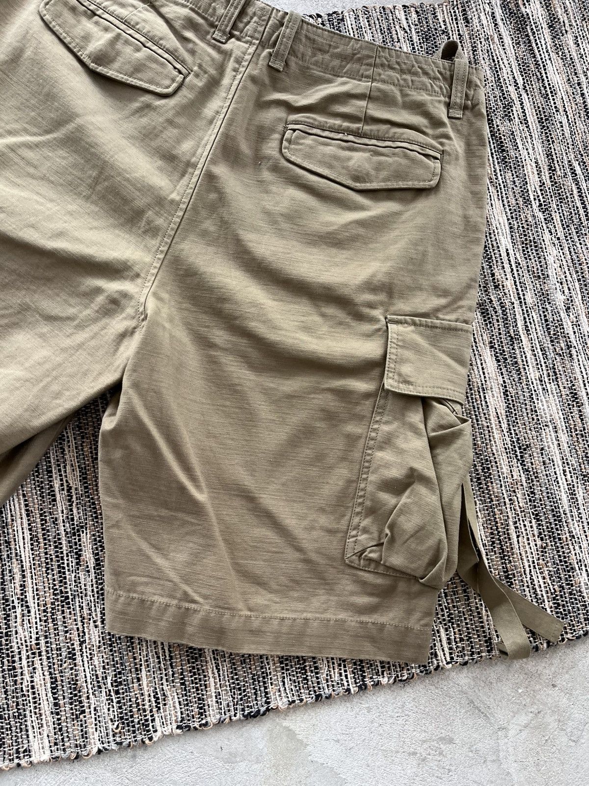 Allsaints Vintage AllSaints Green Military Avantgarde Y2K Cargo Shorts Size US 31 - 15 Thumbnail