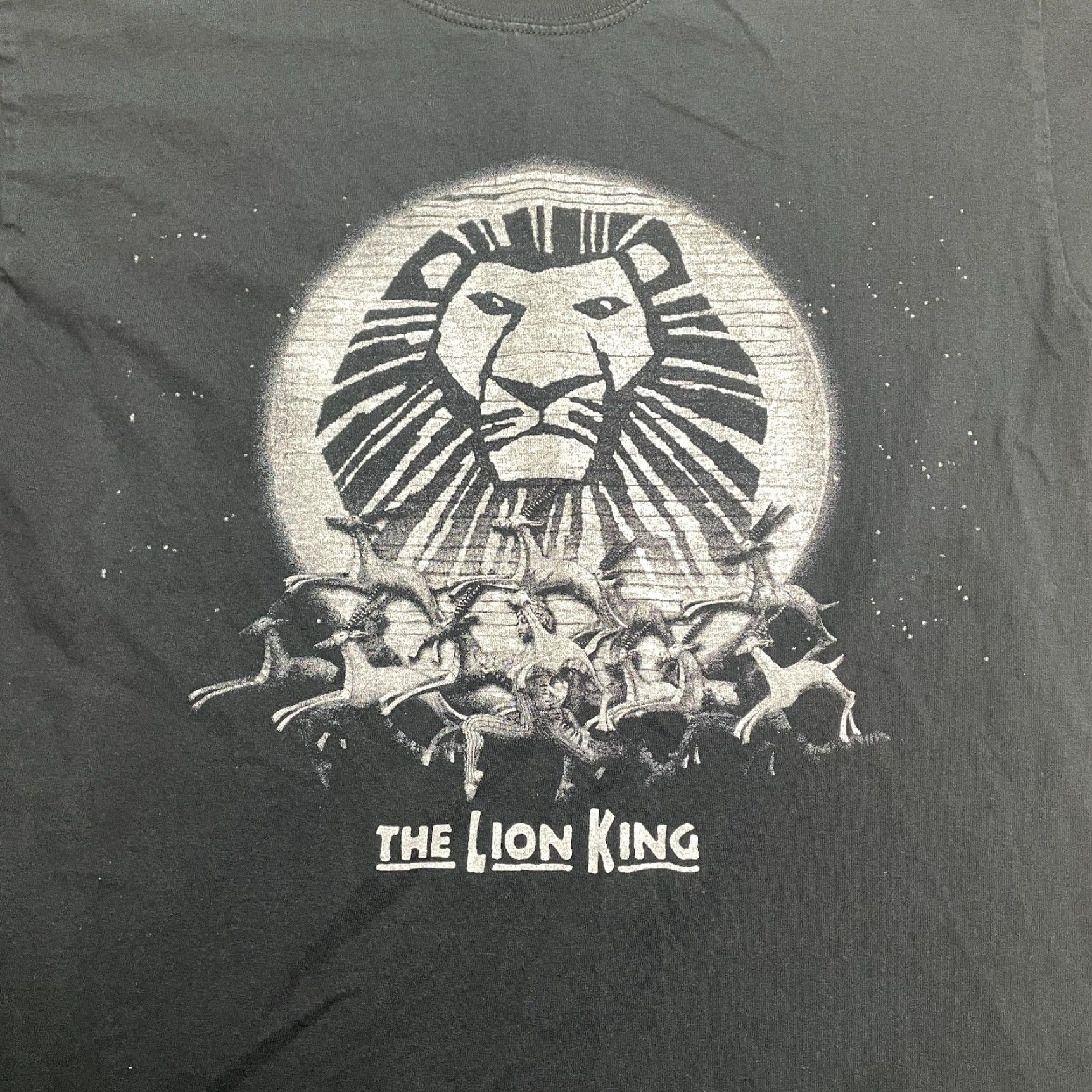 Disney Disney Lion King Graphic T-Shirt Mens Large Black Crew Neck Cotton Tee Gildan 5000 | 2010s Cartoon Movie Logo Short Sleeve Preshrunk Size US L / EU 52-54 / 3 - 4 Thumbnail