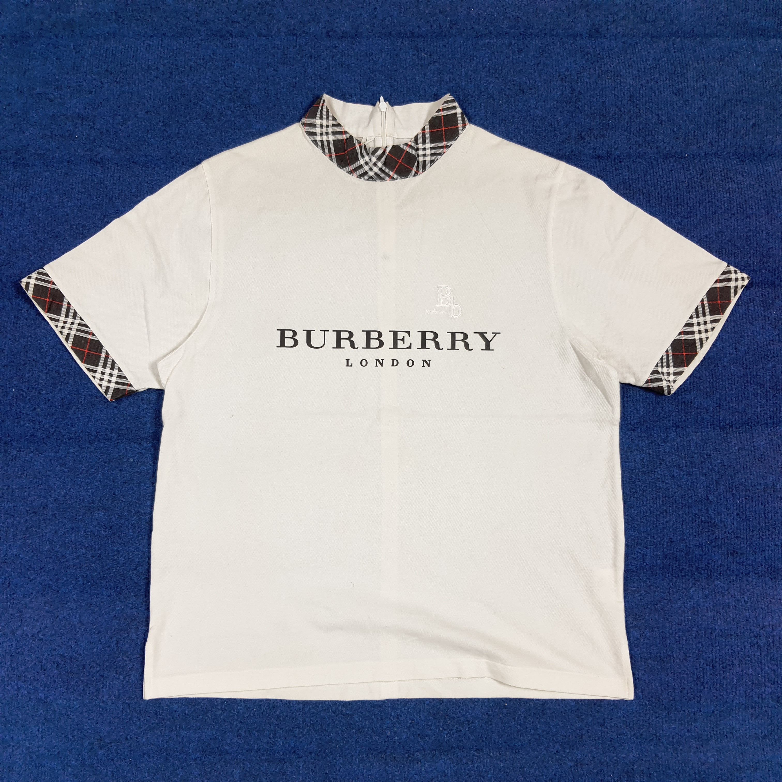 Burberry Vintage Burberrys' Nova Check Back Zipper Tshirt C285N4 Size M / US 6-8 / IT 42-44 - 1 Thumbnail