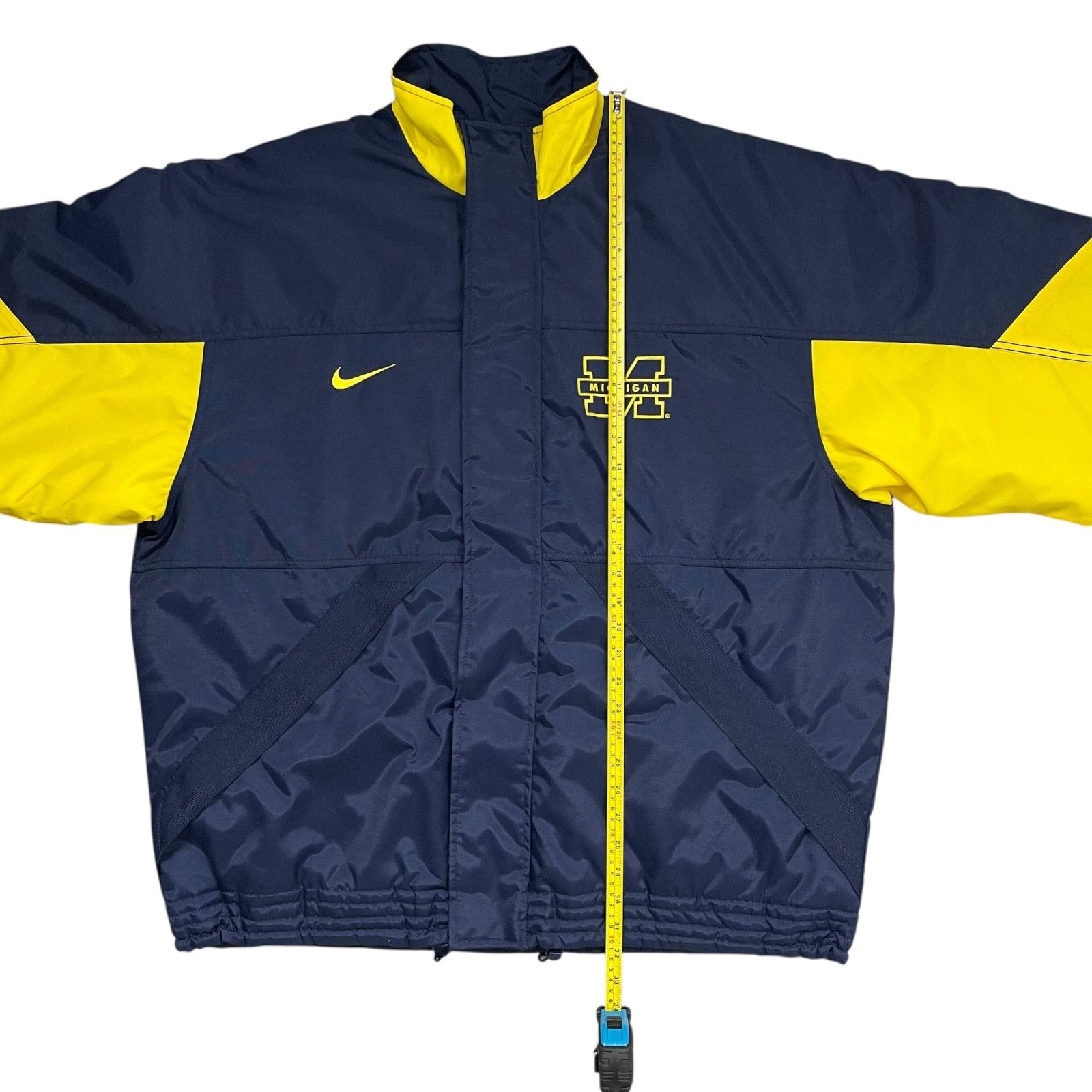 NCAA DS VTG MICHIGAN WOLVERINES NIKE SATIN BOMBER JACKET Size US XL / EU 56 / 4 - 7 Thumbnail