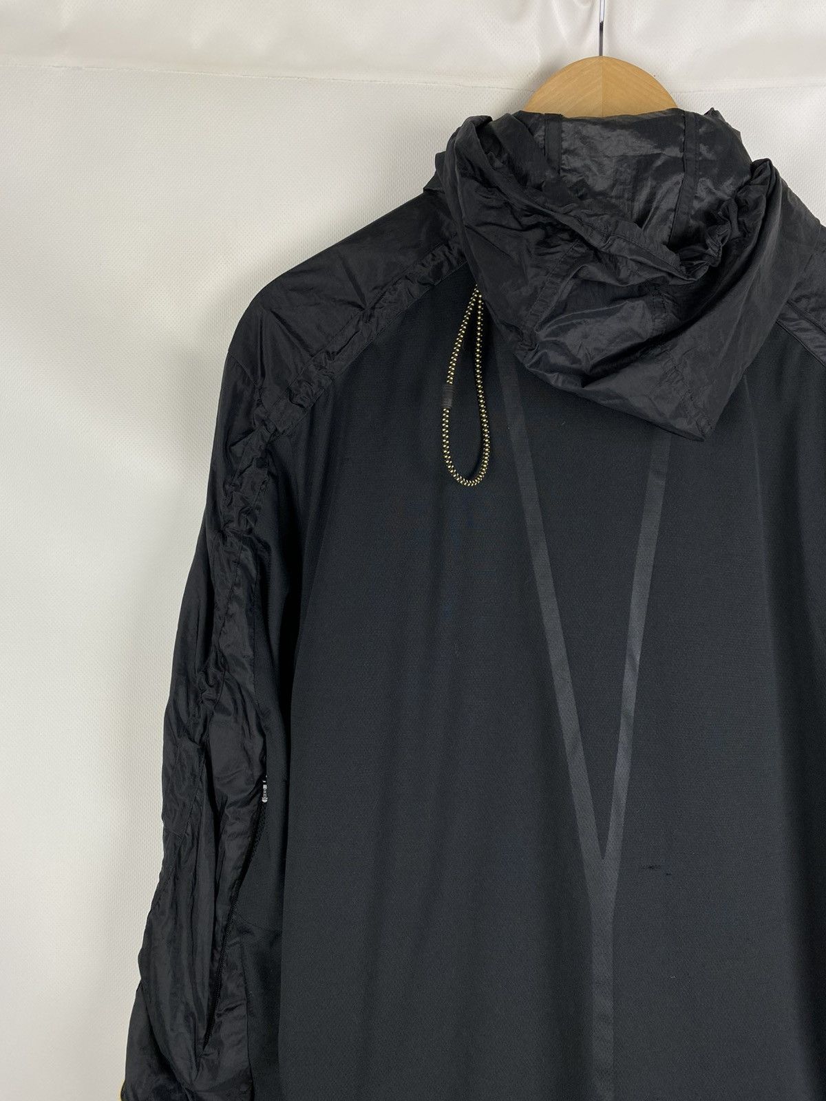 Adidas Adidas Running Vintage Japanese Hooded Windbreaker Jacket Size US M / EU 48-50 / 2 - 16 Thumbnail