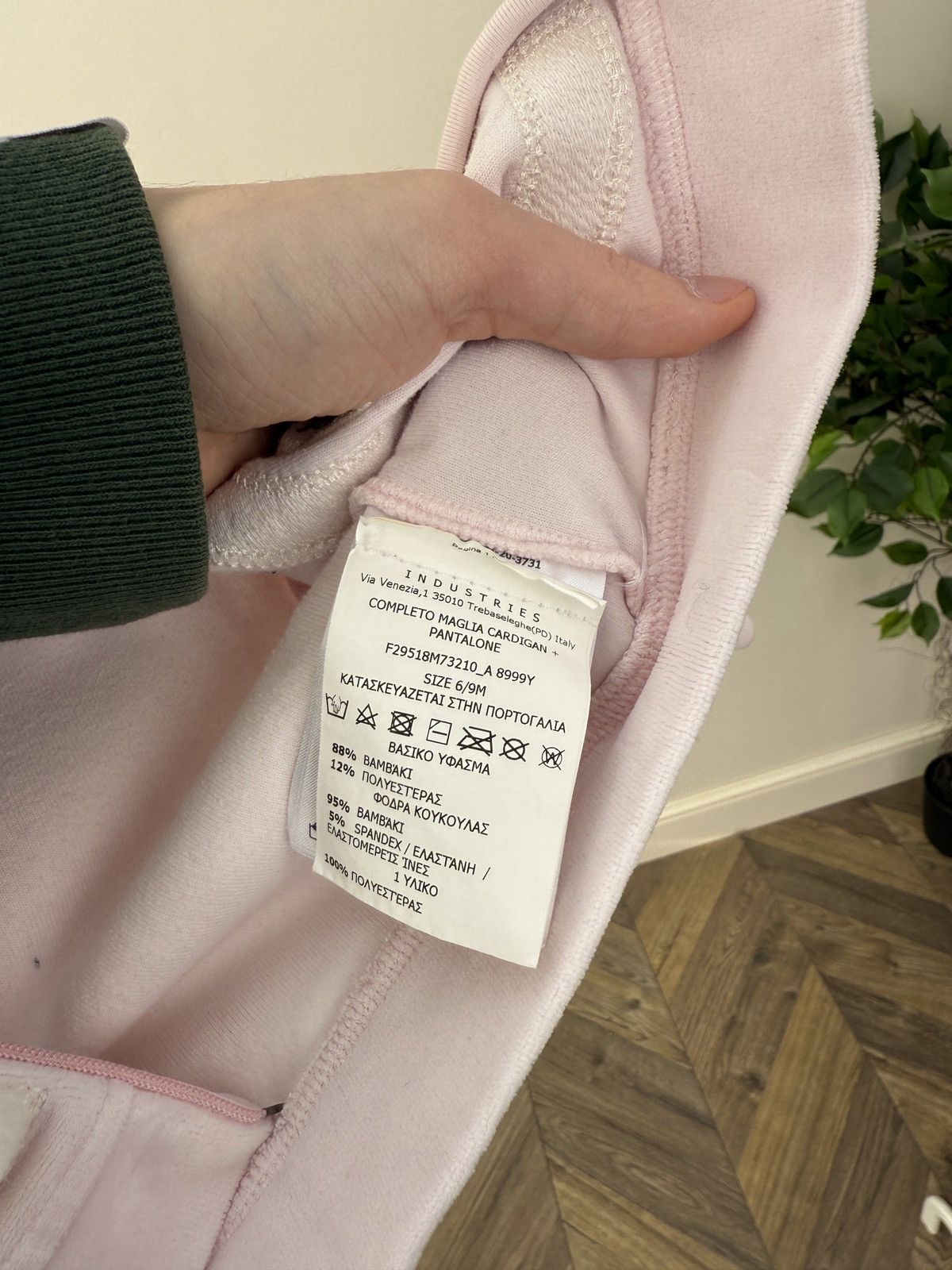 Moncler Moncler Baby Girl Pink Zip Hoodie Fleece Logo 6–9 Months Size XXS / US 00 / IT 34 - 11 Thumbnail