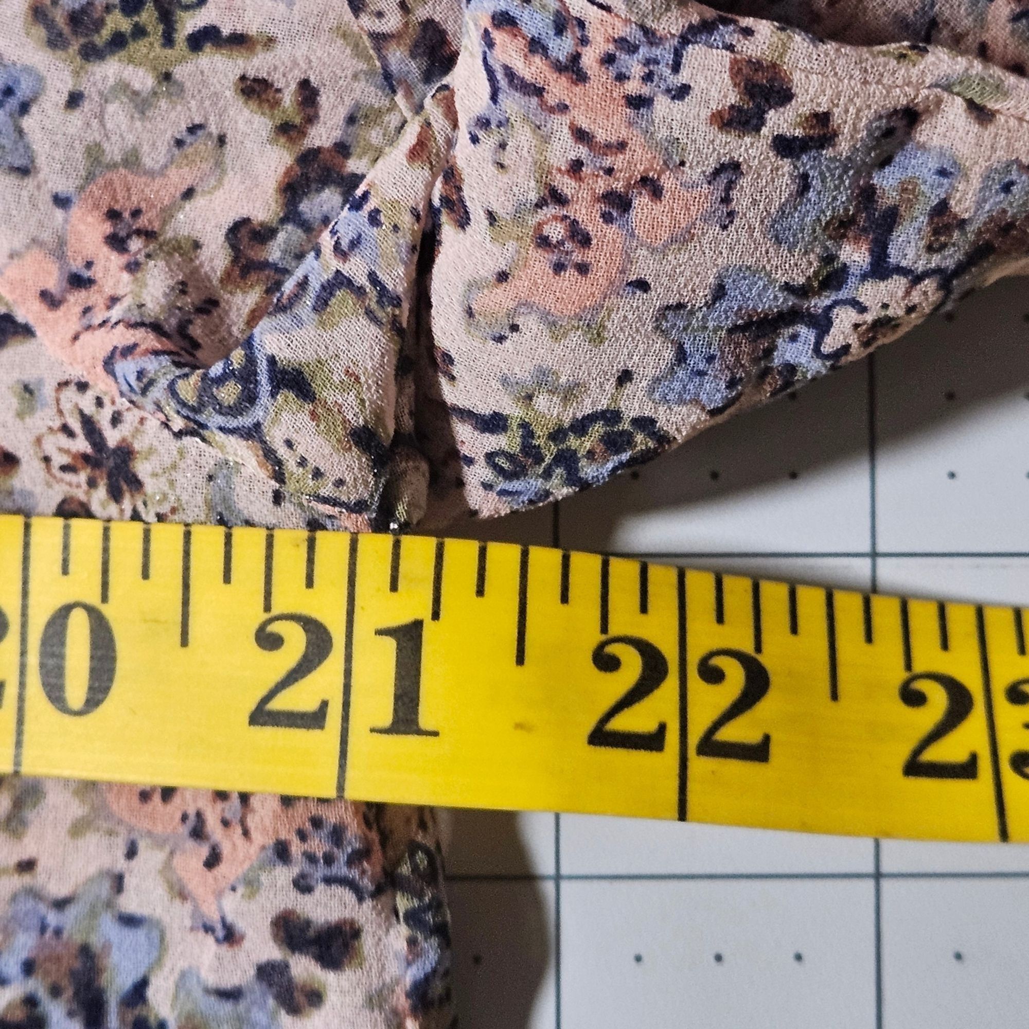 Other Cabi Blouse XS – Boho Floral Tie Neck, Light Academia, Clean Size XS / US 0-2 / IT 36-38 - 4 Thumbnail
