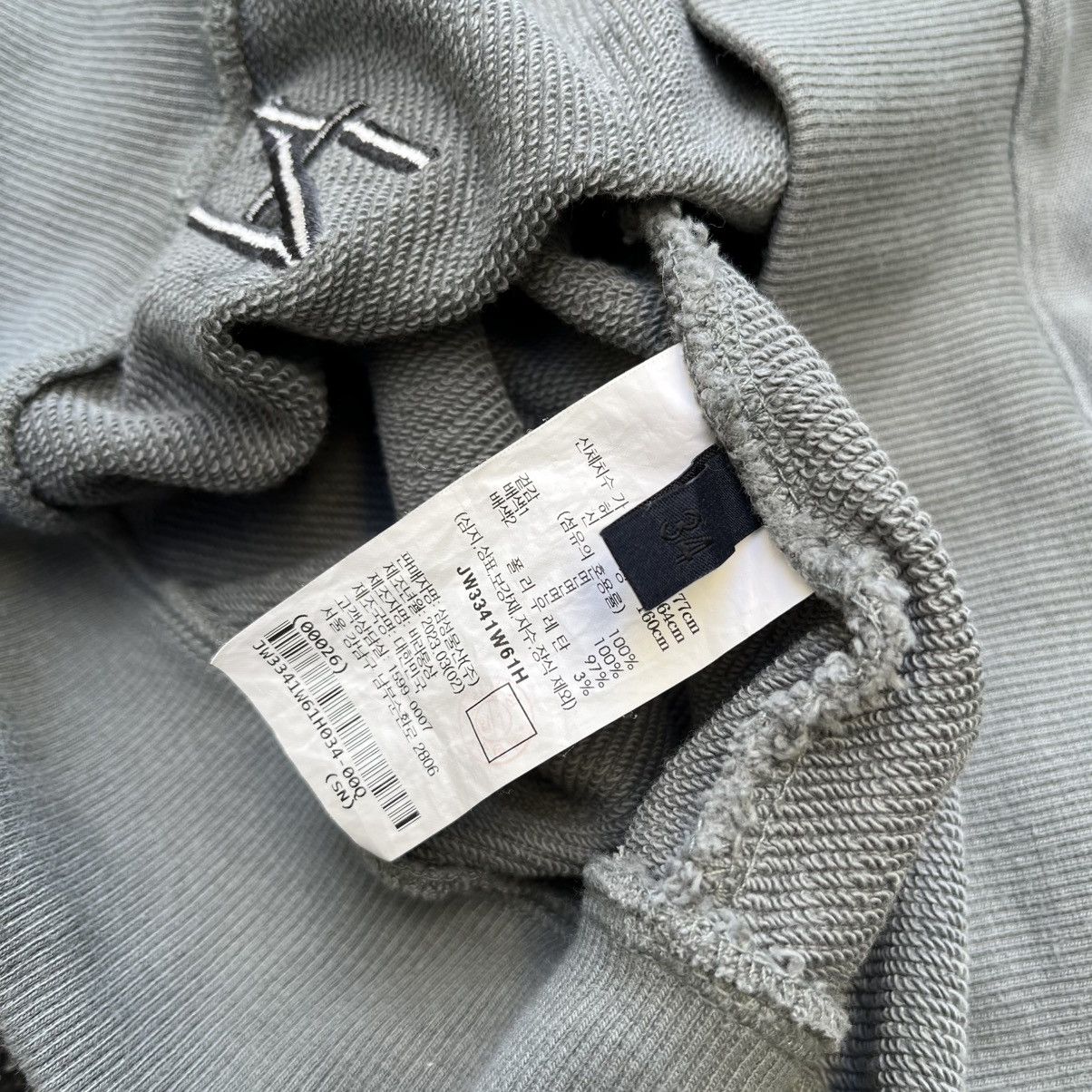 Juun.J Juun.J Embroidery Heavy Sweatshirt Center Logo Size US S / EU 44-46 / 1 - 7 Thumbnail