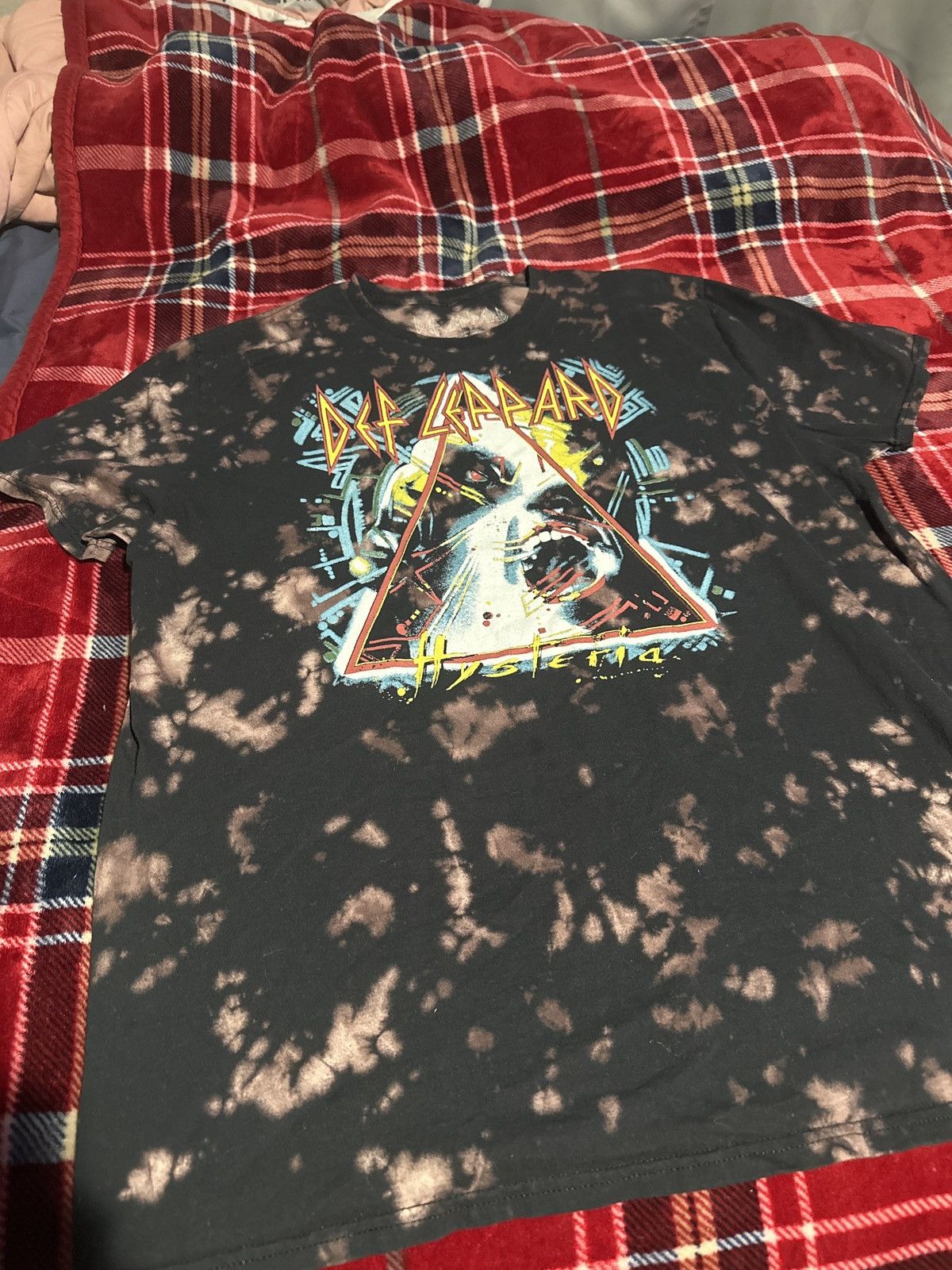Band Tees Def lepard tie die tee Size US XXL / EU 58 / 5 - 1 Thumbnail