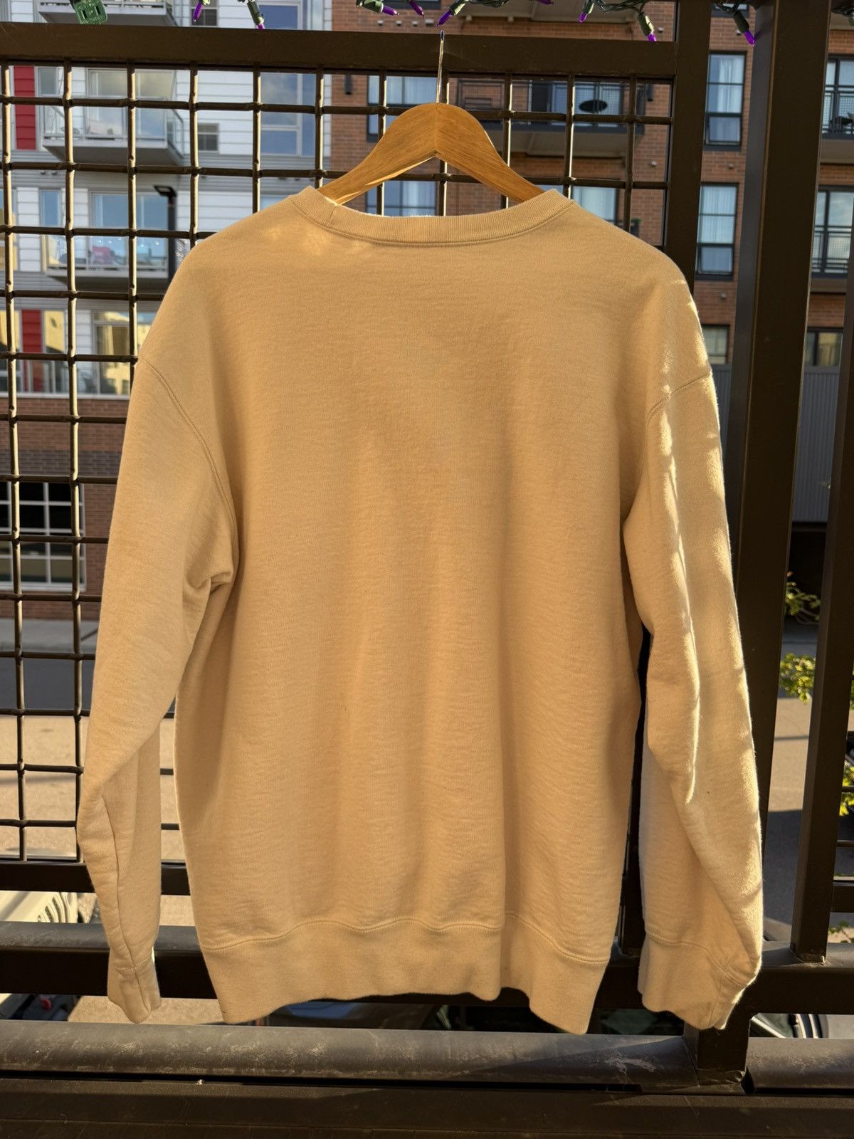 Supreme Supreme Overlap Crewneck Large Natural Size US L / EU 52-54 / 3 - 3 Thumbnail