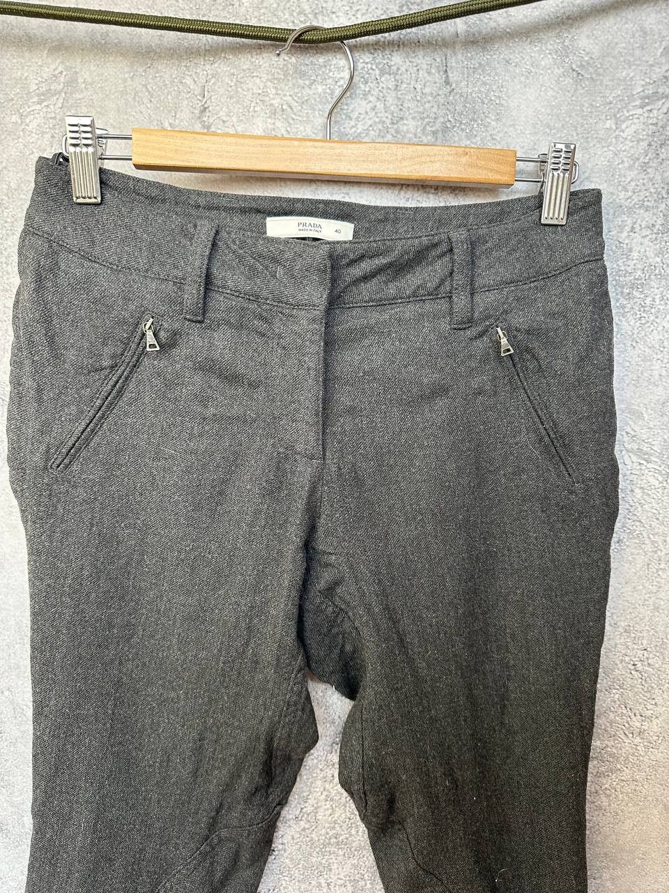 Prada Prada Gray Wool Tapered Pants Vintage Riri Size 27" / US 4 / IT 40 - 5 Thumbnail
