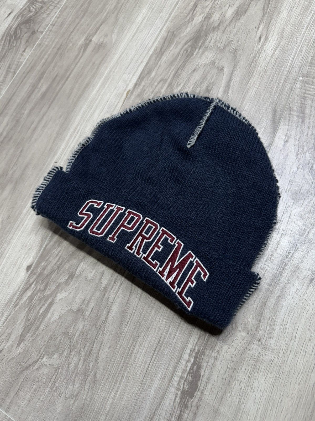 Supreme Supreme Contrast Stitch Beanie F/W 19 Preowned Size ONE SIZE - 6 Thumbnail