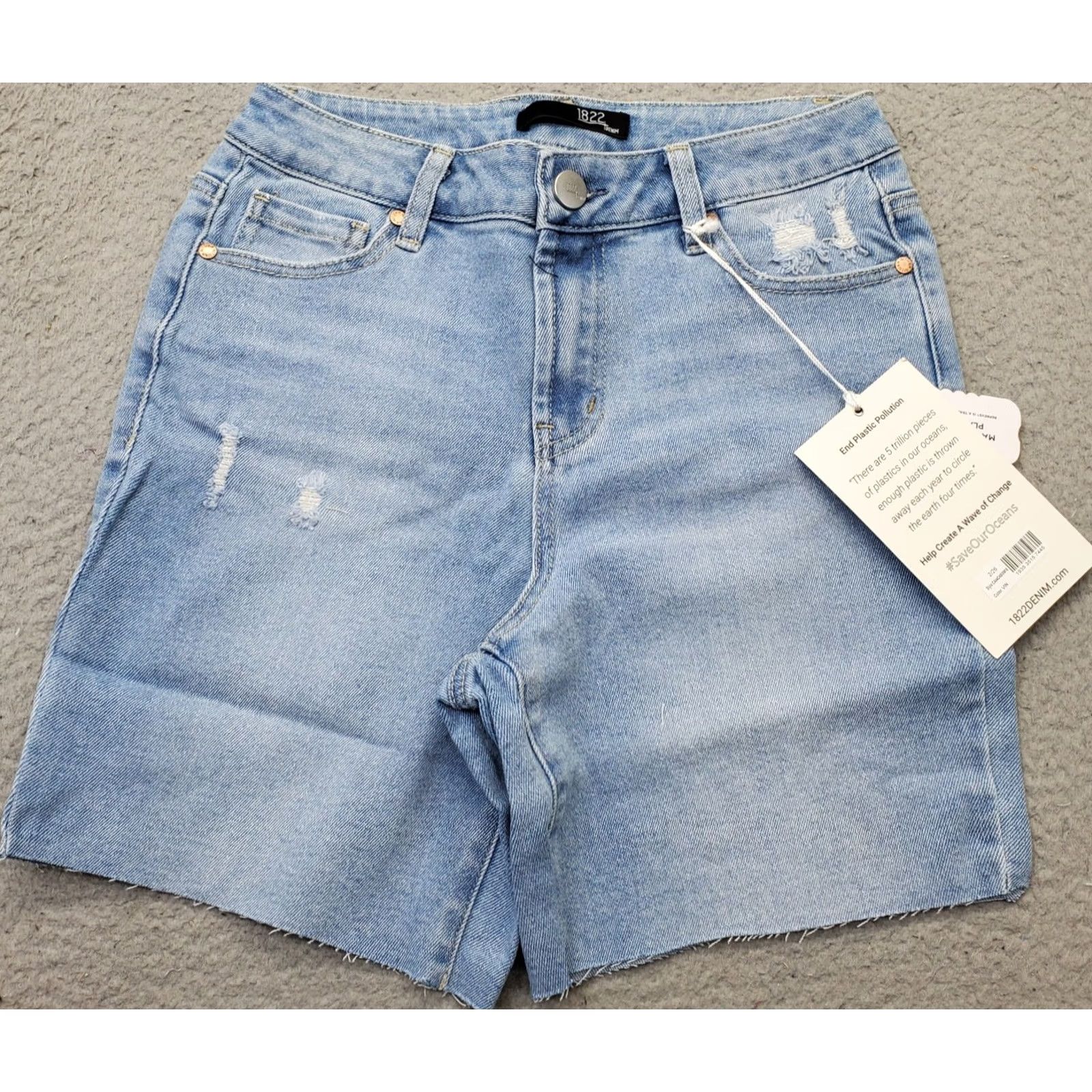 Vintage 1822 Denim Womens 2 Bermuda Shorts Blue 5 Pockets High Rise 2 Inseam 6.5" NWT Vintage: No Size 26" / US 2 / IT 38 - 2 Thumbnail