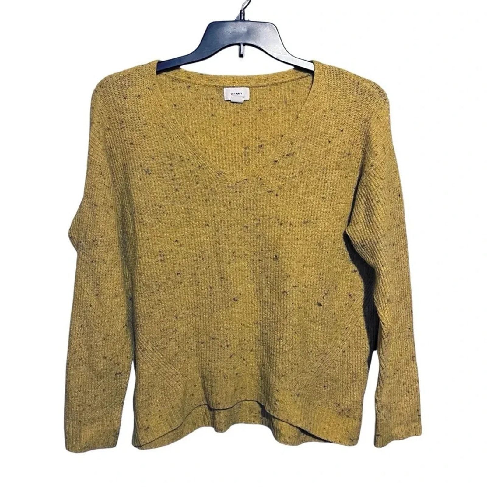 Old Navy Old Navy Sweater Women Size L V Neck Soft Fuzzy Pullover Size L / US 10 / IT 46 - 1 Thumbnail