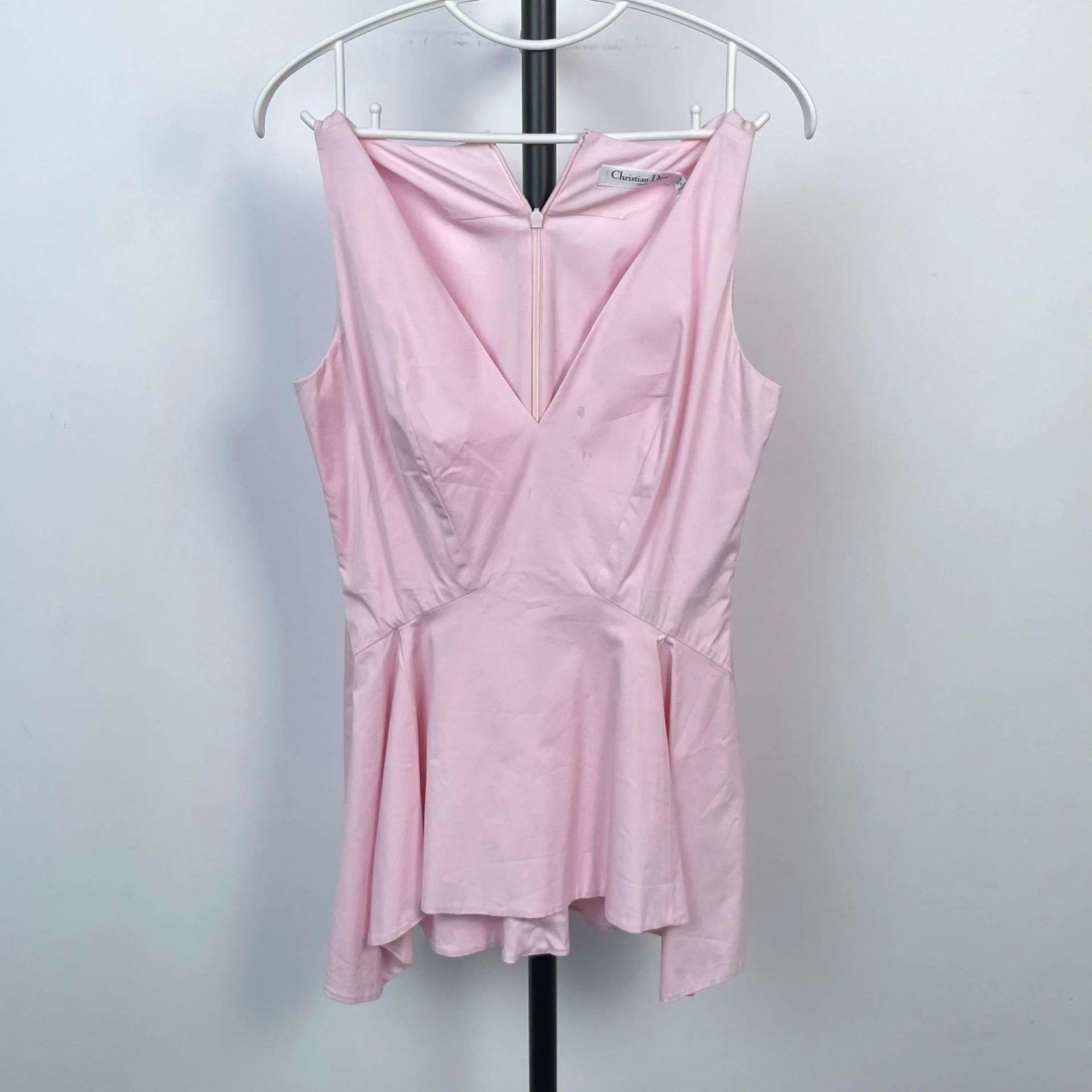 Dior Dior V-neck pink dress 36 Size XS / US 0-2 / IT 36-38 - 1 Thumbnail