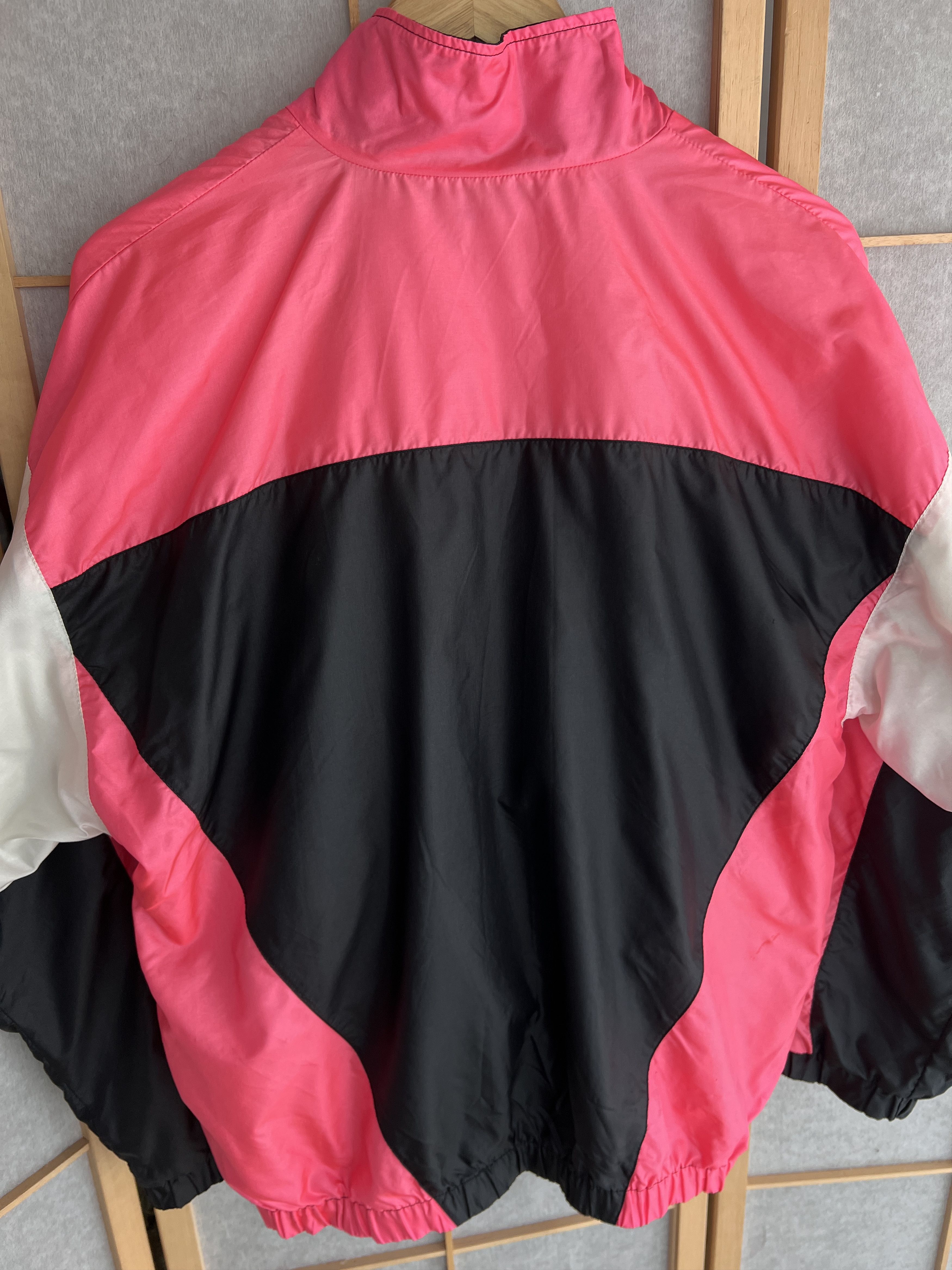 Nike Rare! Nike International 1980s nylon track top retro jacket Size US M / EU 48-50 / 2 - 19 Thumbnail