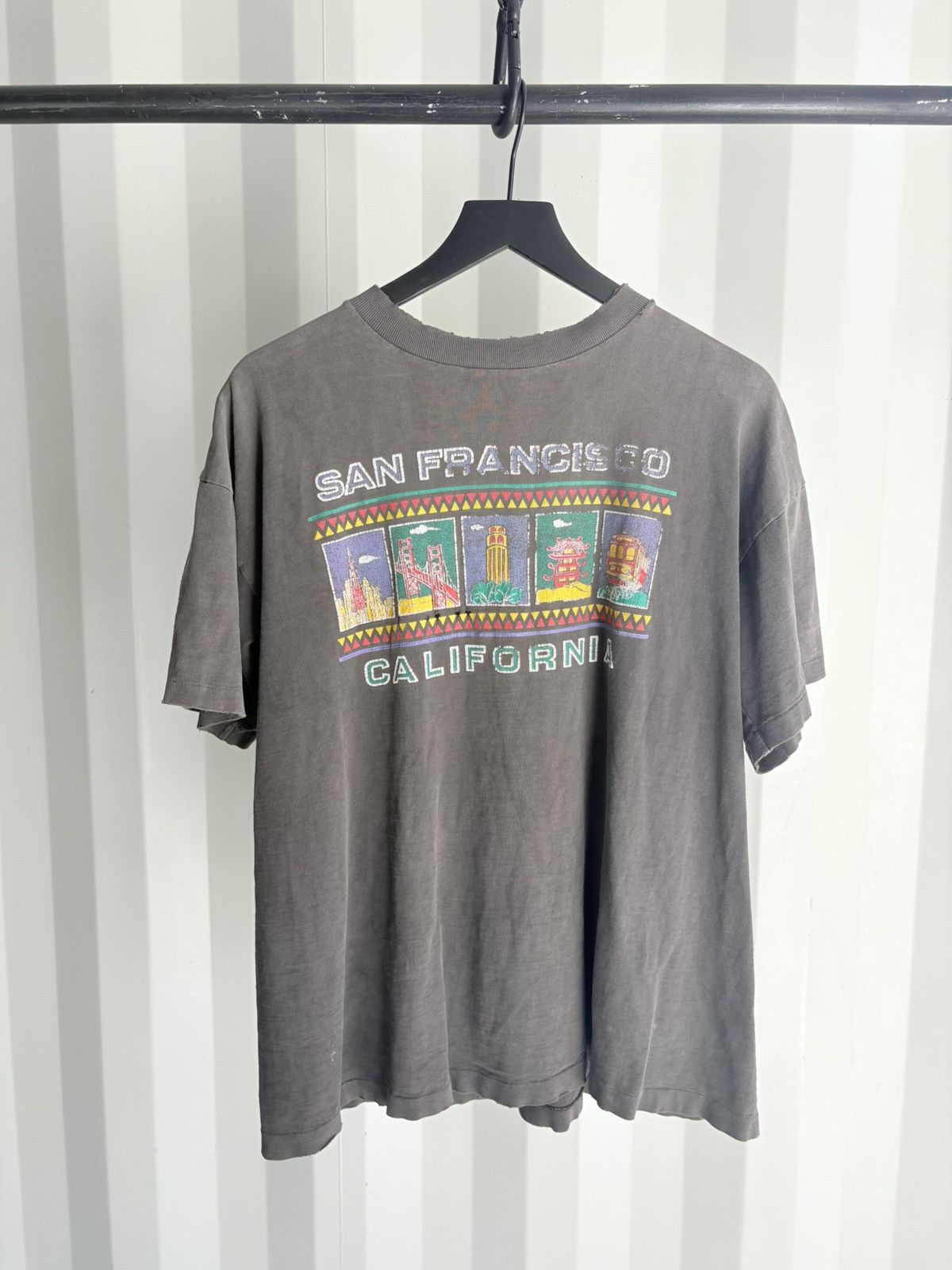 Vintage Vintage San Francisco Shirt Faded Distressed GRUNGE Size US XL / EU 56 / 4 - 1 Thumbnail