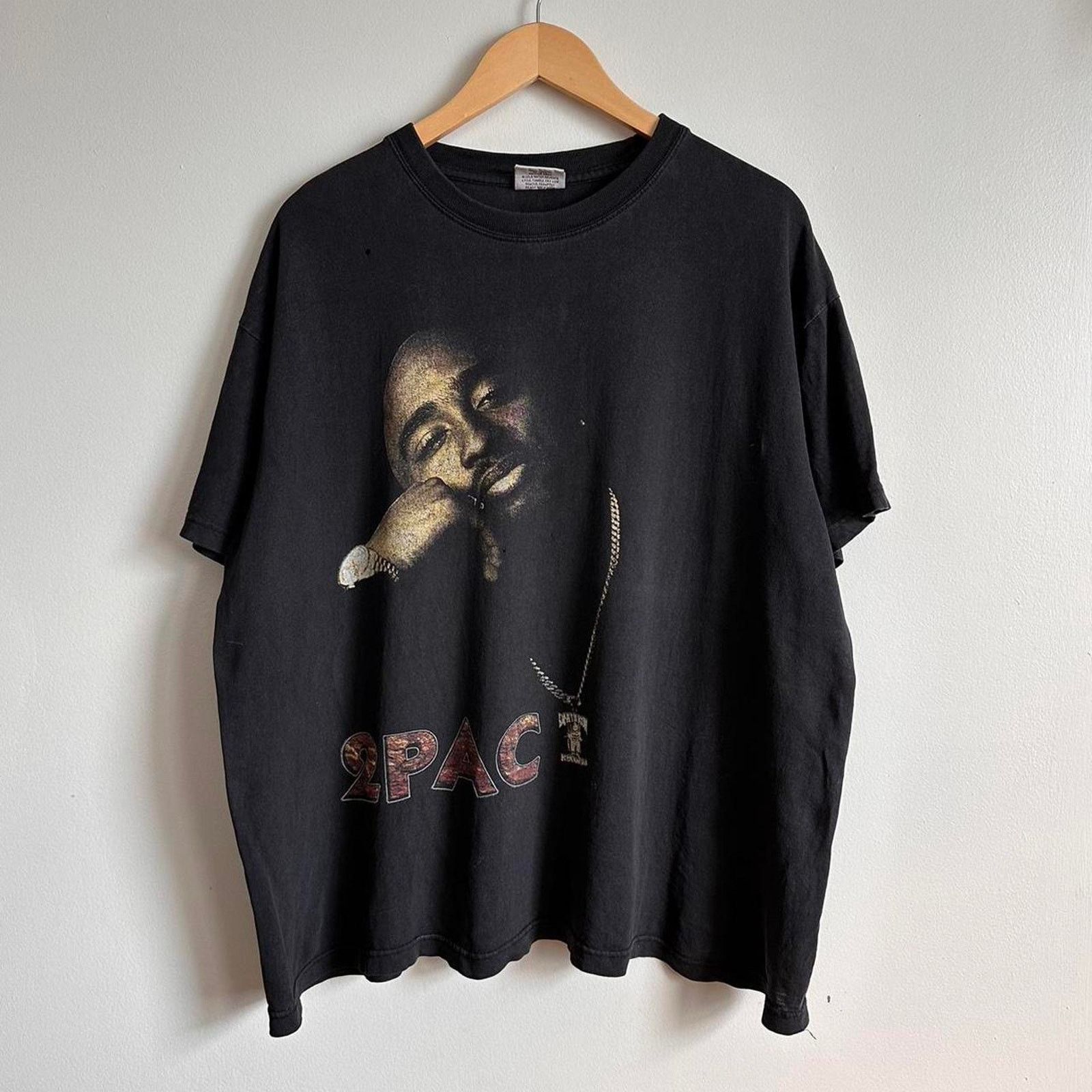 image of Band Tees x Rap Tees Vintage Tupac Rap Tee in Black, Men's (Size Large)