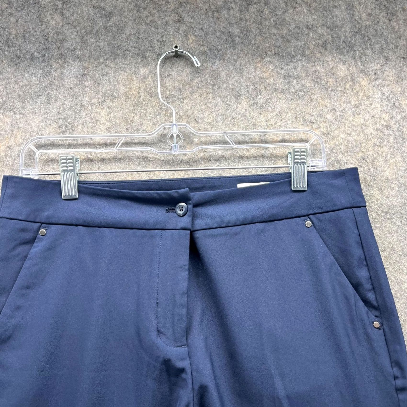 Vintage Greg Norman Shorts Women 6 Blue Navy Chino Pleated Polyester Spandex Golf Size 28" / US 6 / IT 42 - 2 Thumbnail
