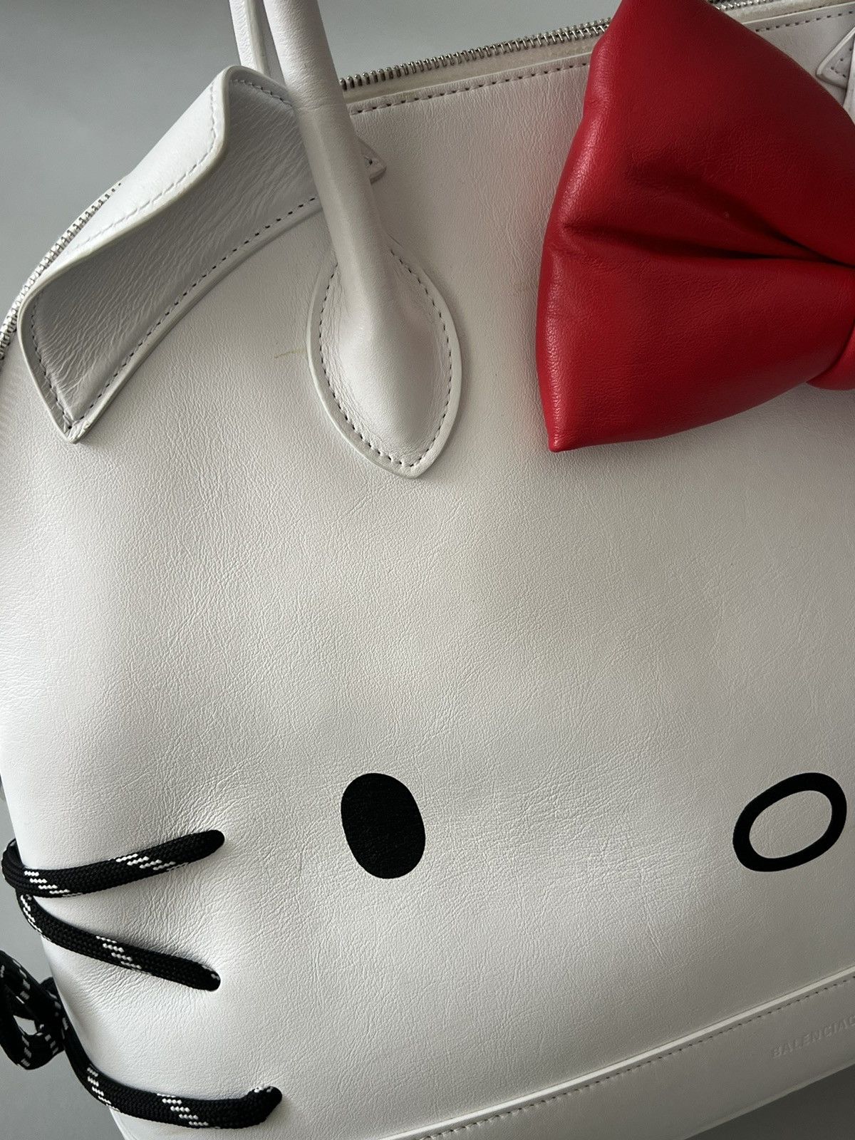Balenciaga SS20 Balenciaga Hello Kitty Runway Ville Handbag Bag Size ONE SIZE - 10 Thumbnail
