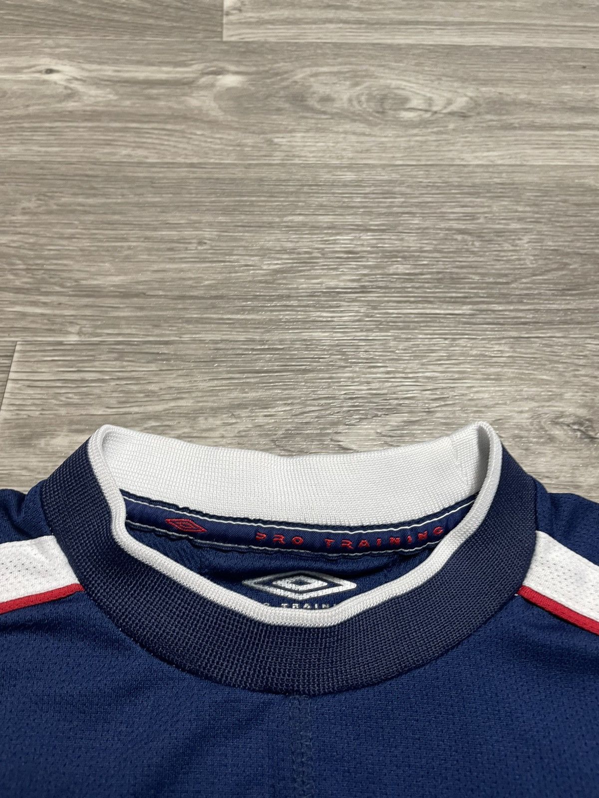 Umbro Vintage 90s Umbro Pro Training Retro Football Soccer Jersey Size US S / EU 44-46 / 1 - 8 Thumbnail