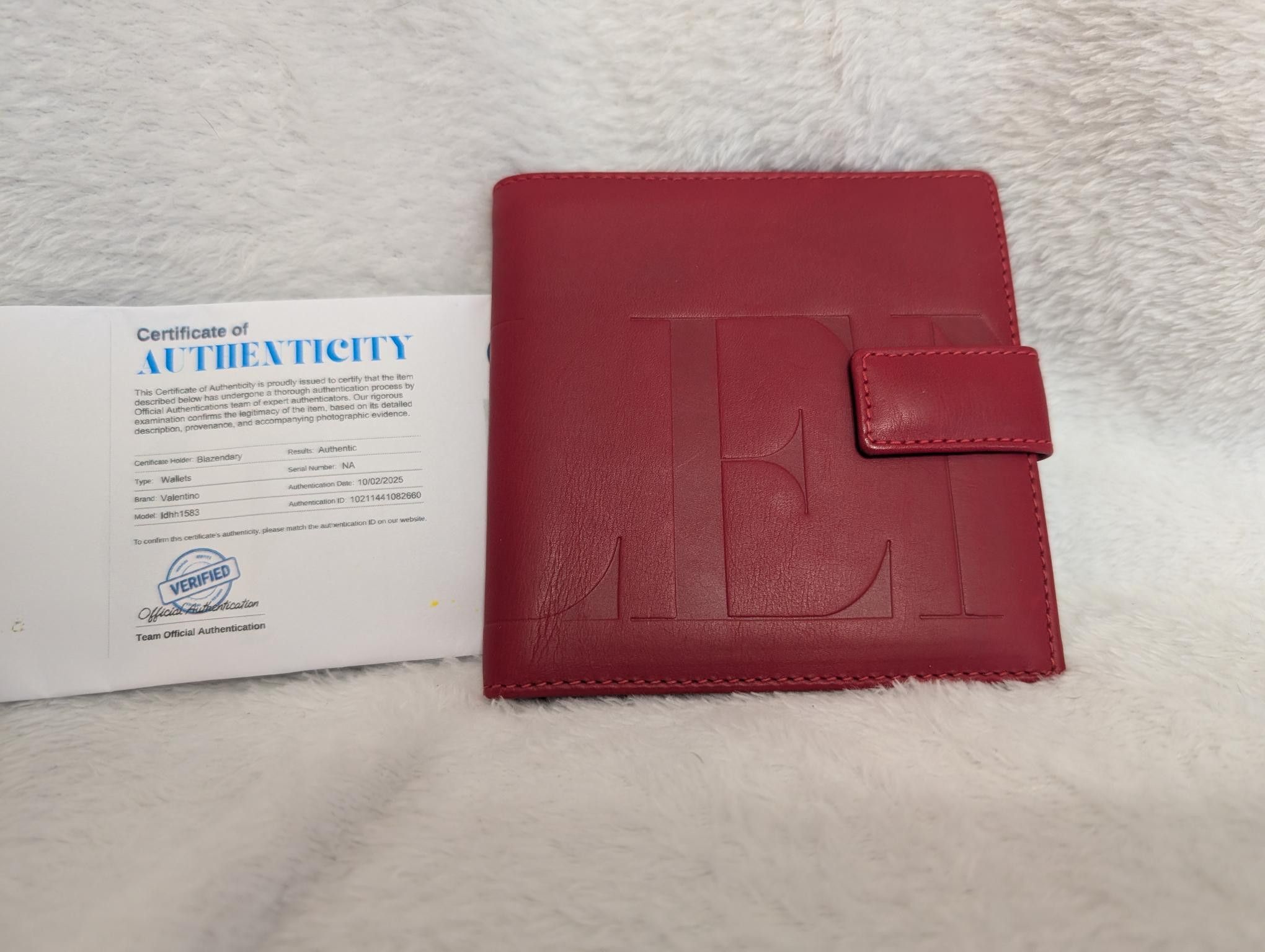 Other Authentic Valentino Garavani Embossed Bifold Wallet Size ONE SIZE - 1 Thumbnail