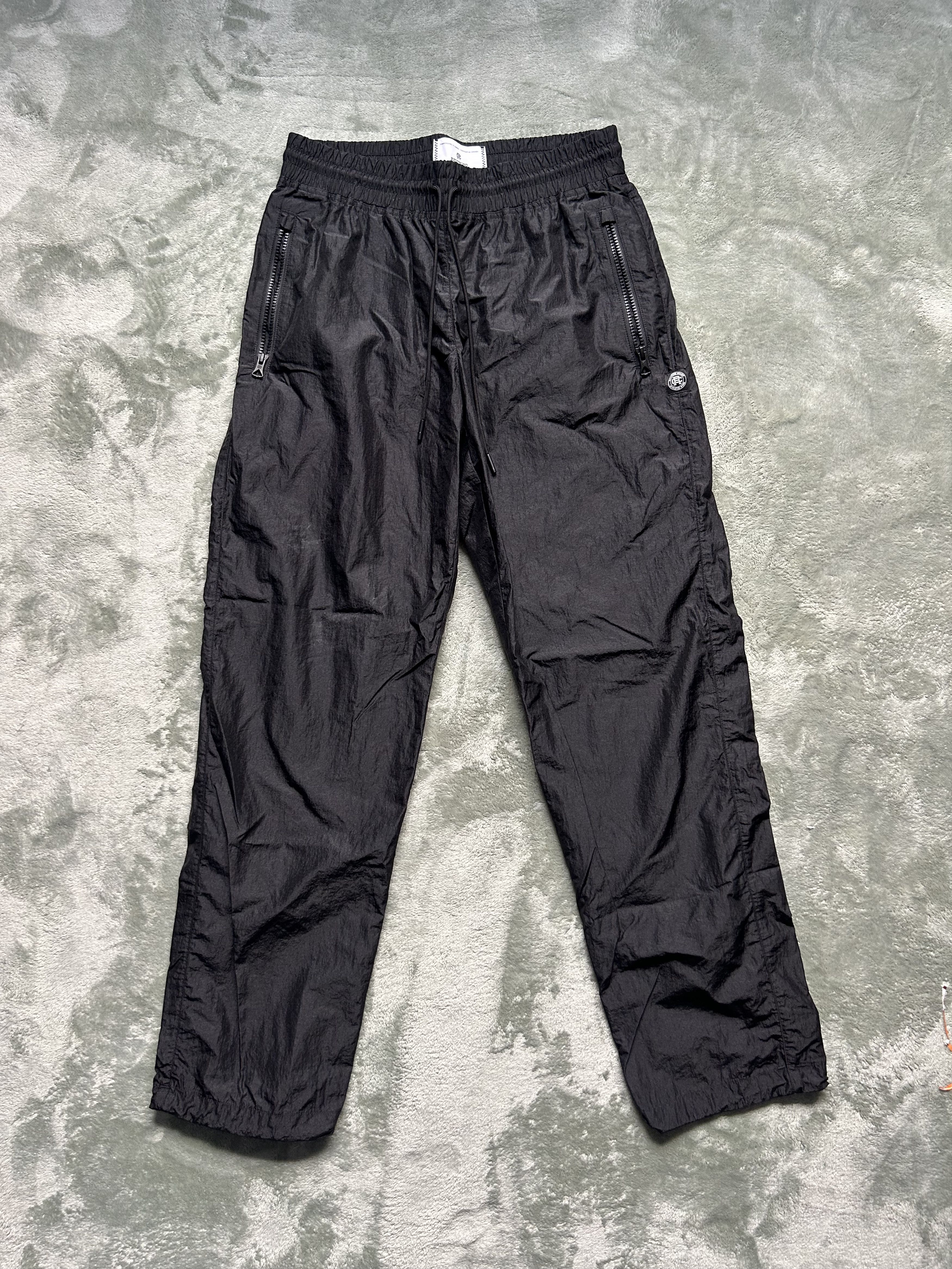 Reigning Champ Men’s Black Crinkle Nylon Pants - Size Medium