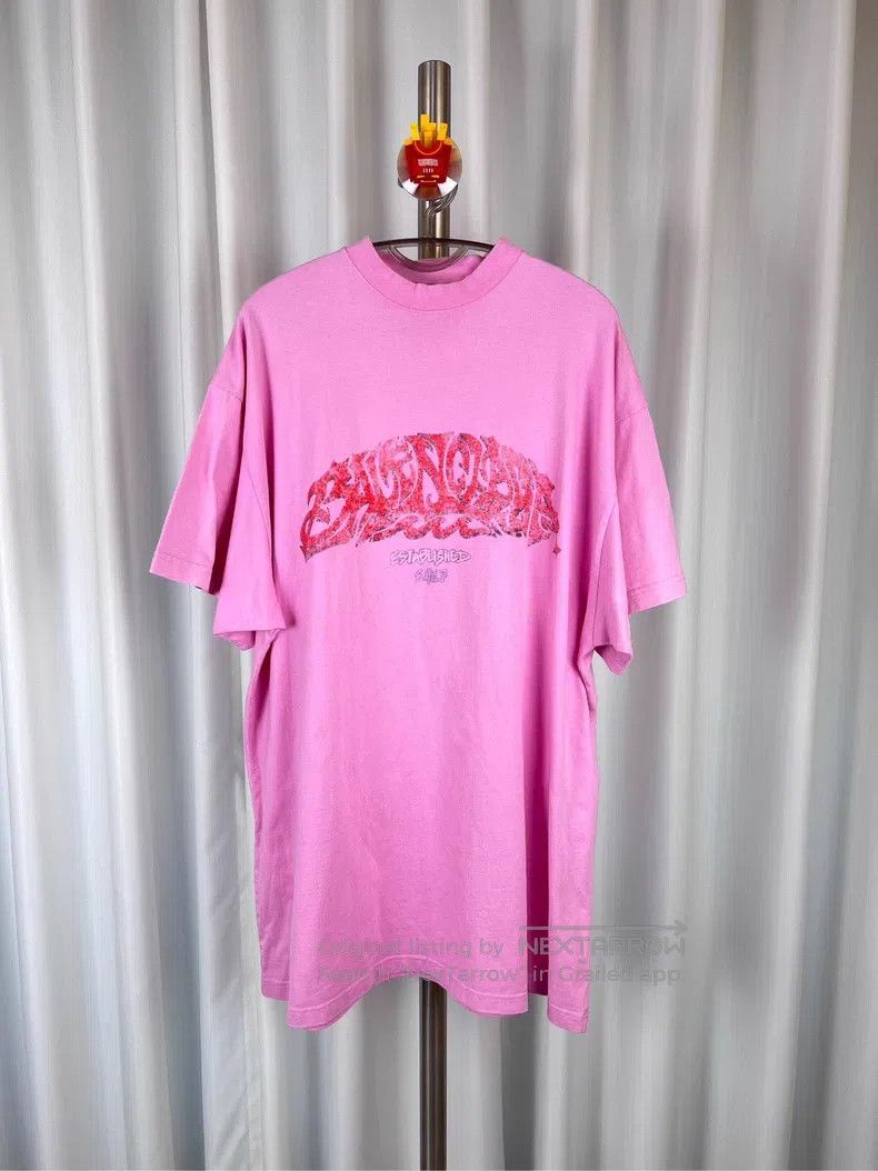 Balenciaga Balenciaga Pink Disaster Short Sleeve Size US M / EU 48-50 / 2 - 2 Thumbnail