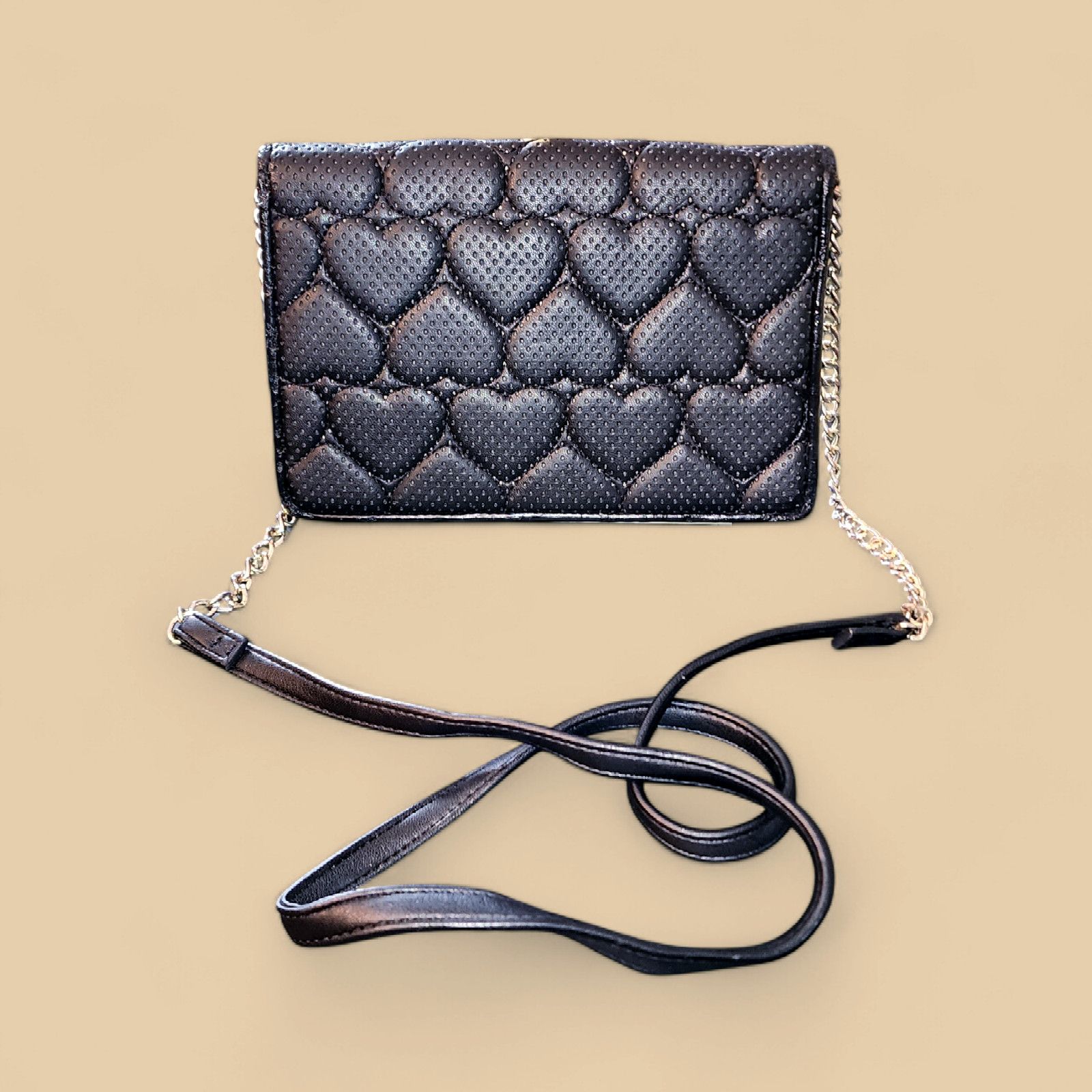 Betsey Johnson Betsy Johnson black leather heart crossbody clutch Size ONE SIZE - 2 Thumbnail