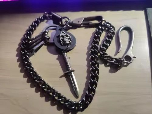 Japanese Brand Vintage Keychain Jeans Chain Skull Dagger Belt Chain Size ONE SIZE - 2 Thumbnail