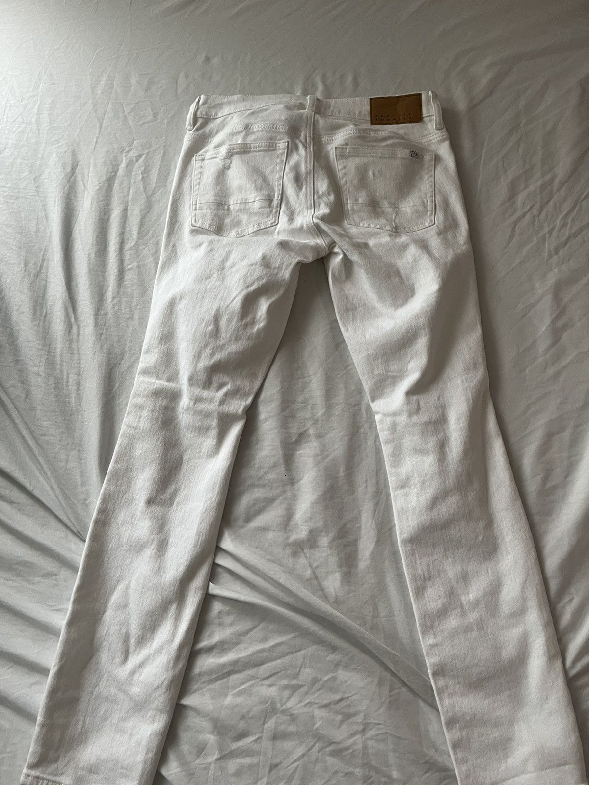 Pacsun White Pacsun Ripped Denim Size US 29 - 3 Thumbnail