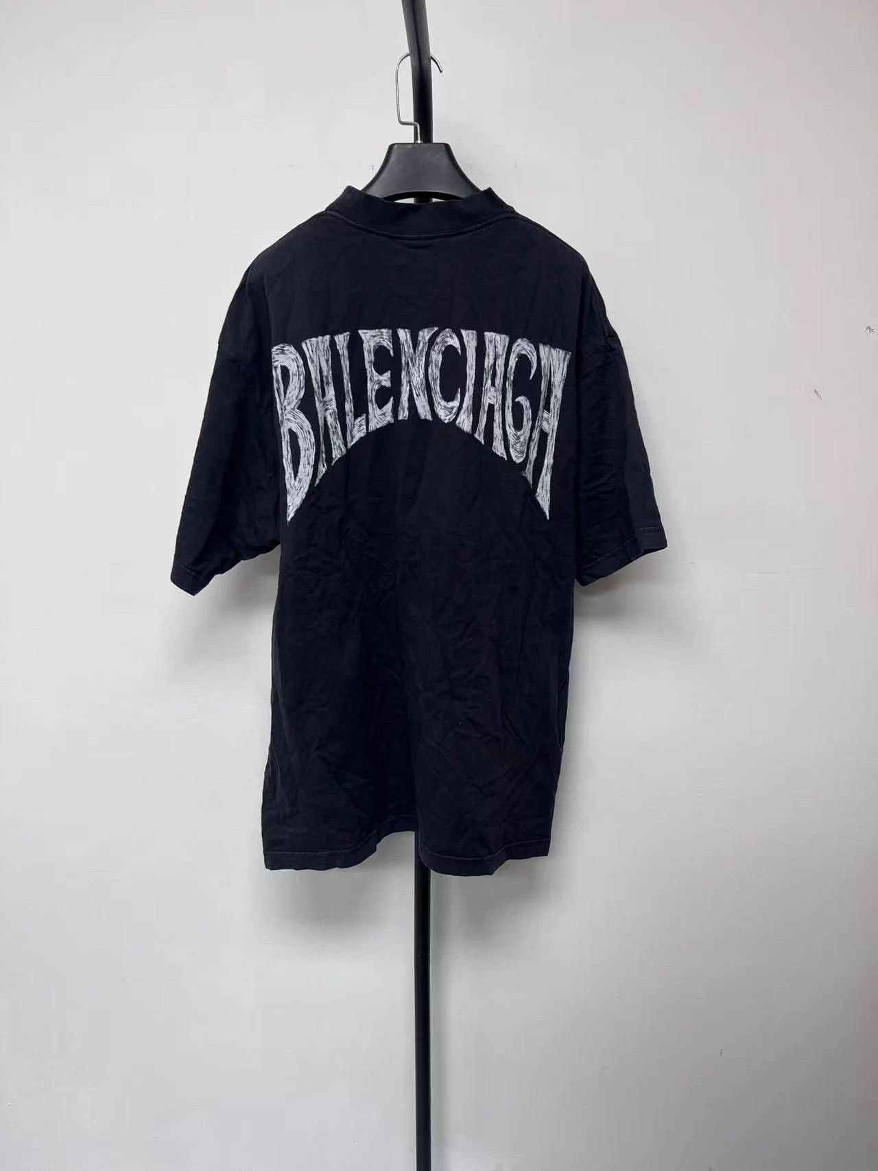 Balenciaga Balenciaga Arch Letter Print Men's Black Crew SS L Size US L / EU 52-54 / 3 - 2 Thumbnail