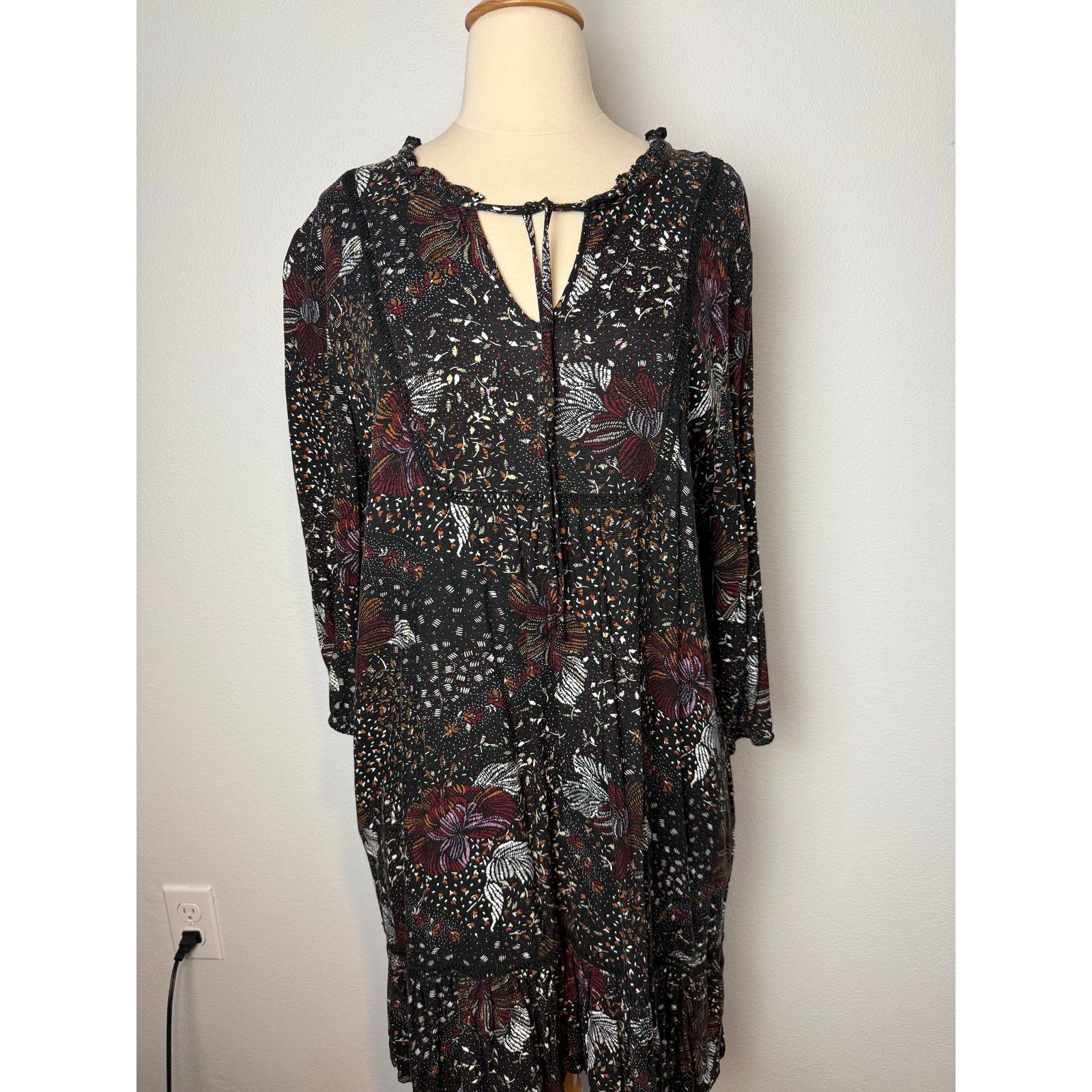 Tribal Streetwear Tribal Femme Floral Tie Front Long-sleeve Dress, Sz XL Size XL / US 12-14 / IT 48-50 - 4 Thumbnail