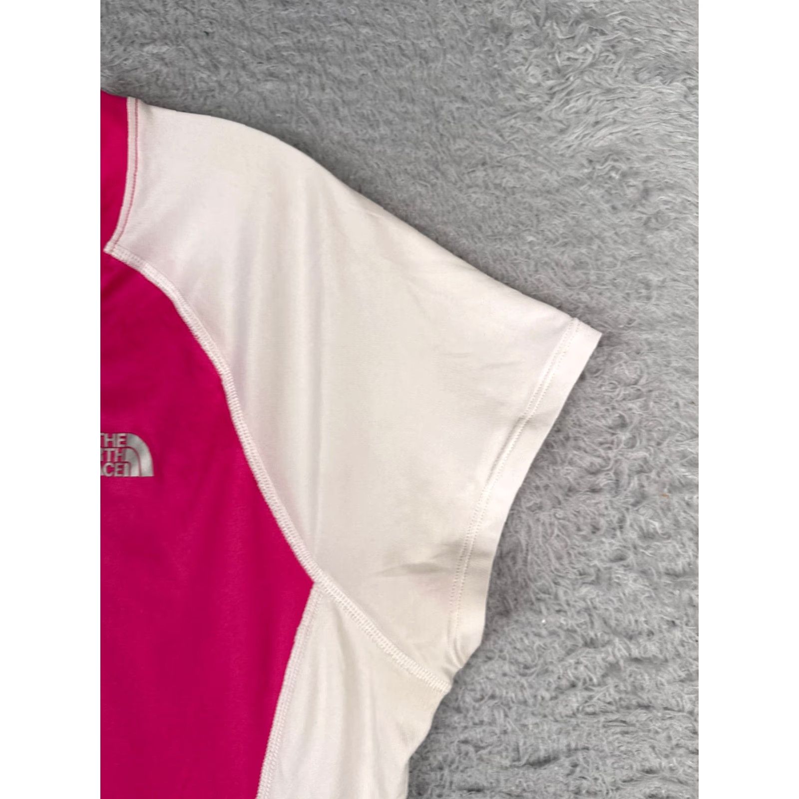 The North Face The North Face Shirt Women Large Pink White Short Sleeve V-Neck 100% Polyester Size L / US 10 / IT 46 - 2 Thumbnail