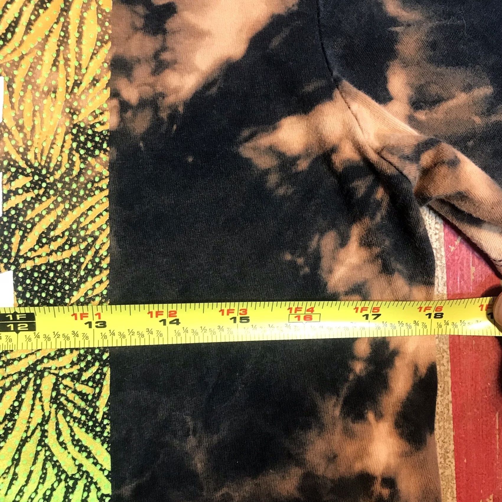 Nike Nike T Shirt Mens Small S Short Sleeve Crew Neck Tie Dye Black Swoosh 90s Grunge Hip Hop Classic College Clothing Size US S / EU 44-46 / 1 - 5 Thumbnail