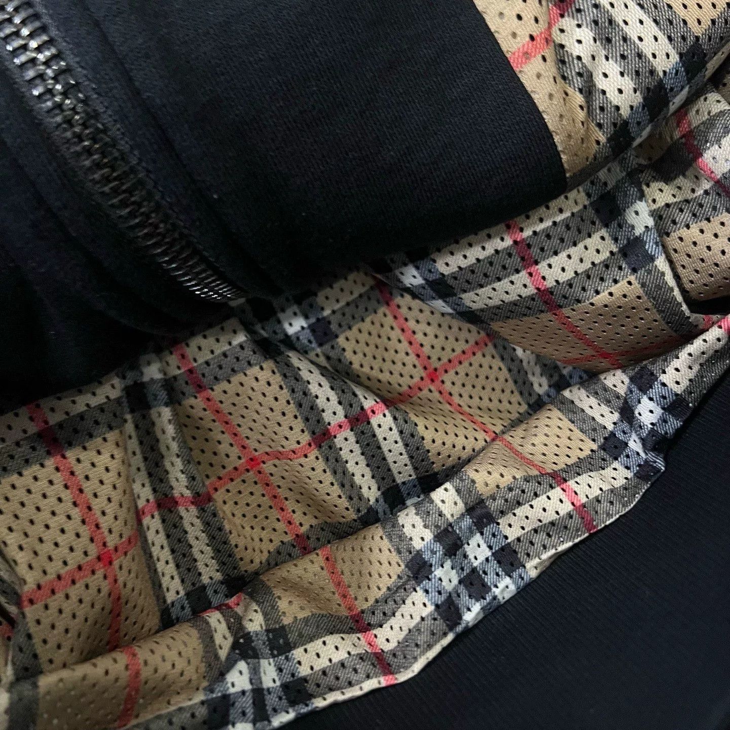 Burberry Burberry Zip Jacket Size L Size US L / EU 52-54 / 3 - 6 Thumbnail