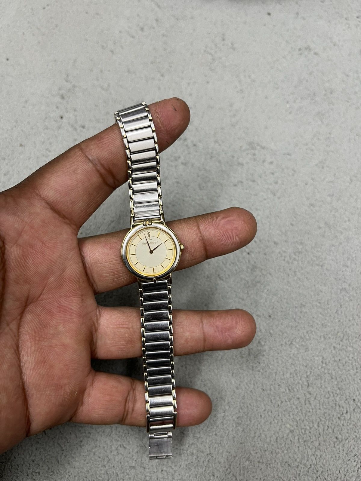Laurent dior watch hot sale