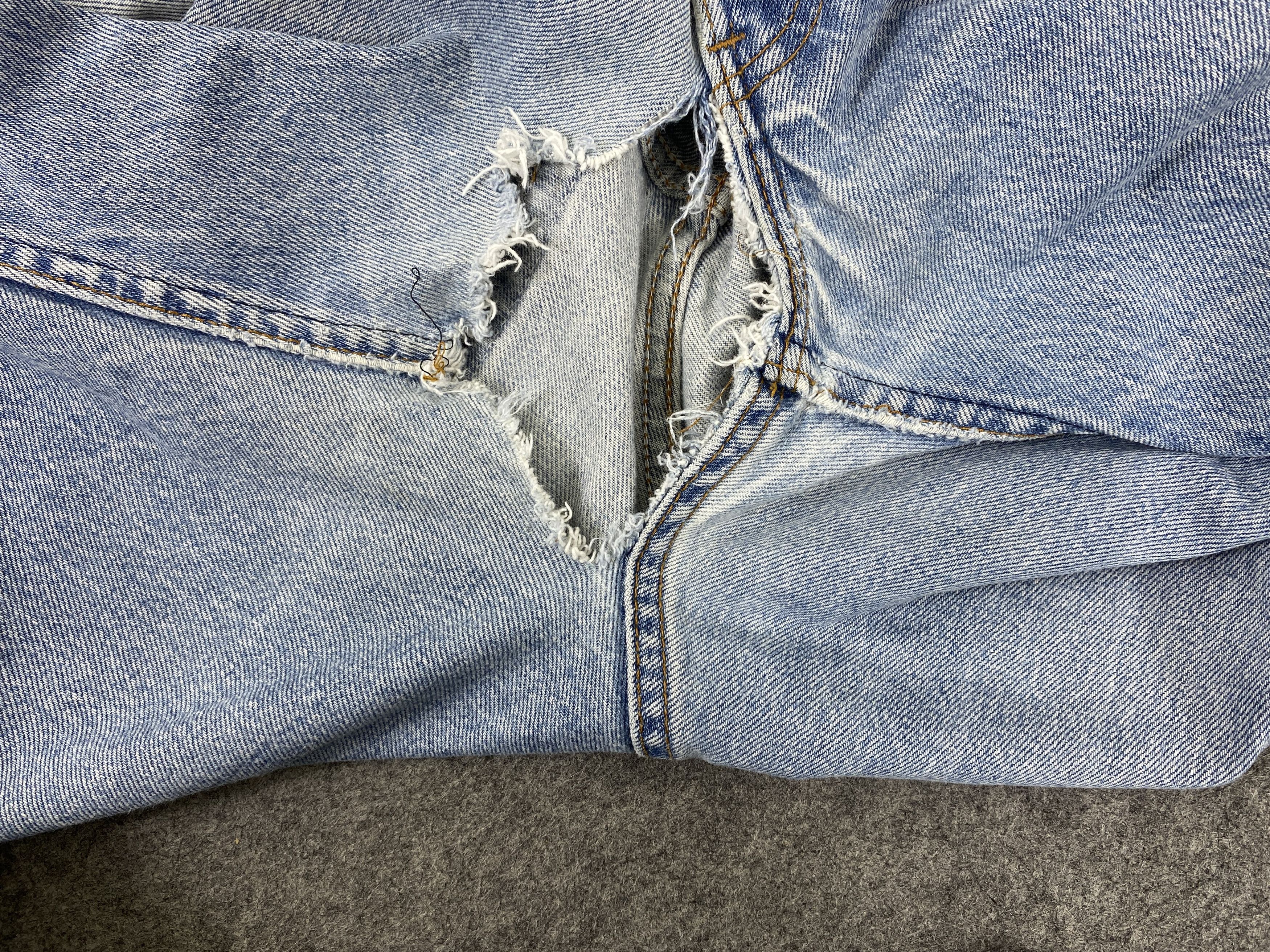 Levi's 90's Light Wash Vintage Levi's 501 USA 36x29.5 Denim -JN2446 Size US 36 / EU 52 - 10 Thumbnail
