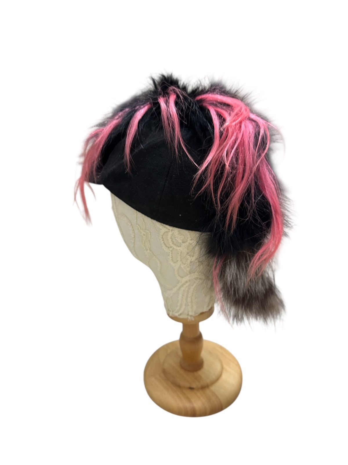 Fendi FENDI X KARL LAGERFELD RACOON MOHAWK CAP Size ONE SIZE - 4 Thumbnail