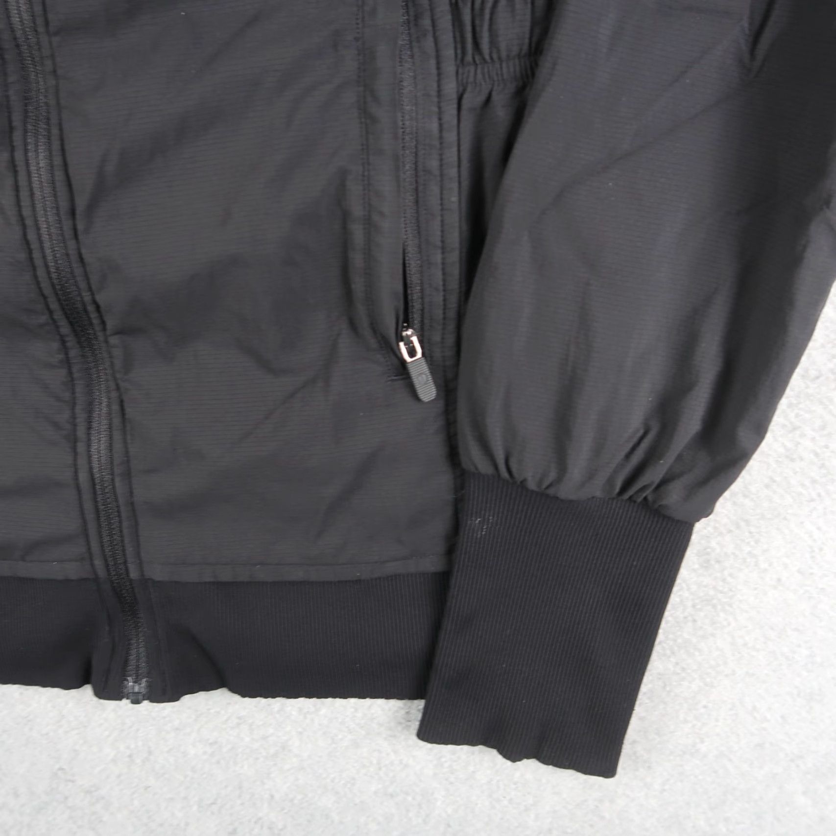 Lululemon Lululemon Windbreaker Jacket Womens Sights Seen Black 6 Full Zip Activewear Nylon LW3DU5S Indoor Hiking Everyday Womens Size M / US 6-8 / IT 42-44 - 5 Thumbnail