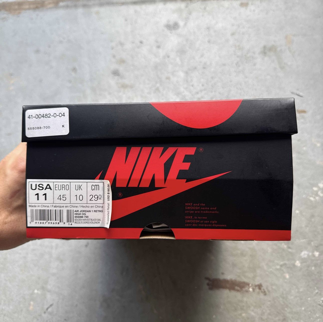 Jordan Brand Air Jordan 1 Retro 'Rookie of the Year' Size US 11 / EU 44 - 7 Thumbnail