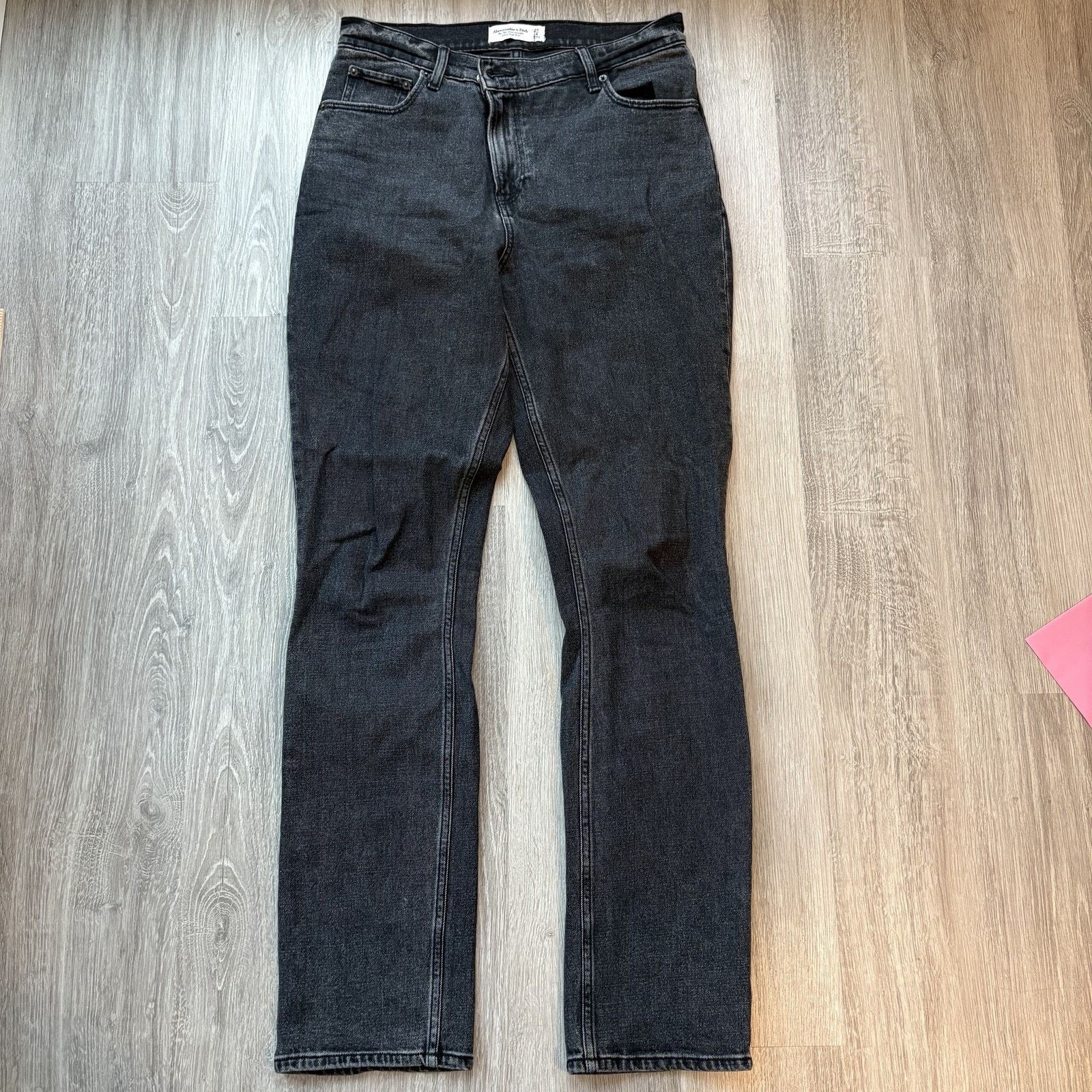 Abercrombie & Fitch Abercrombie & Fitch 90s Slim Straight High Rise Jeans 27/4 Size 27" / US 4 / IT 40 - 2 Thumbnail