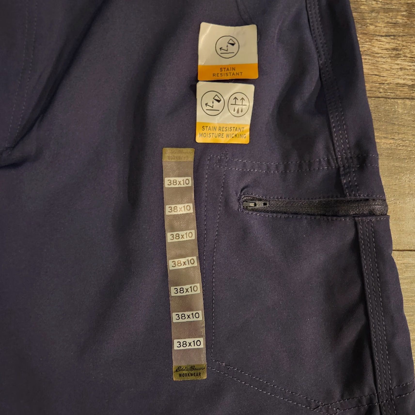Eddie Bauer Eddie Bauer Mens 38 10" Work Shorts Stretch Water Repel Navy Navy Blue Pockets Cotton Polyester Satin? Size US 38 / EU 54 - 2 Thumbnail